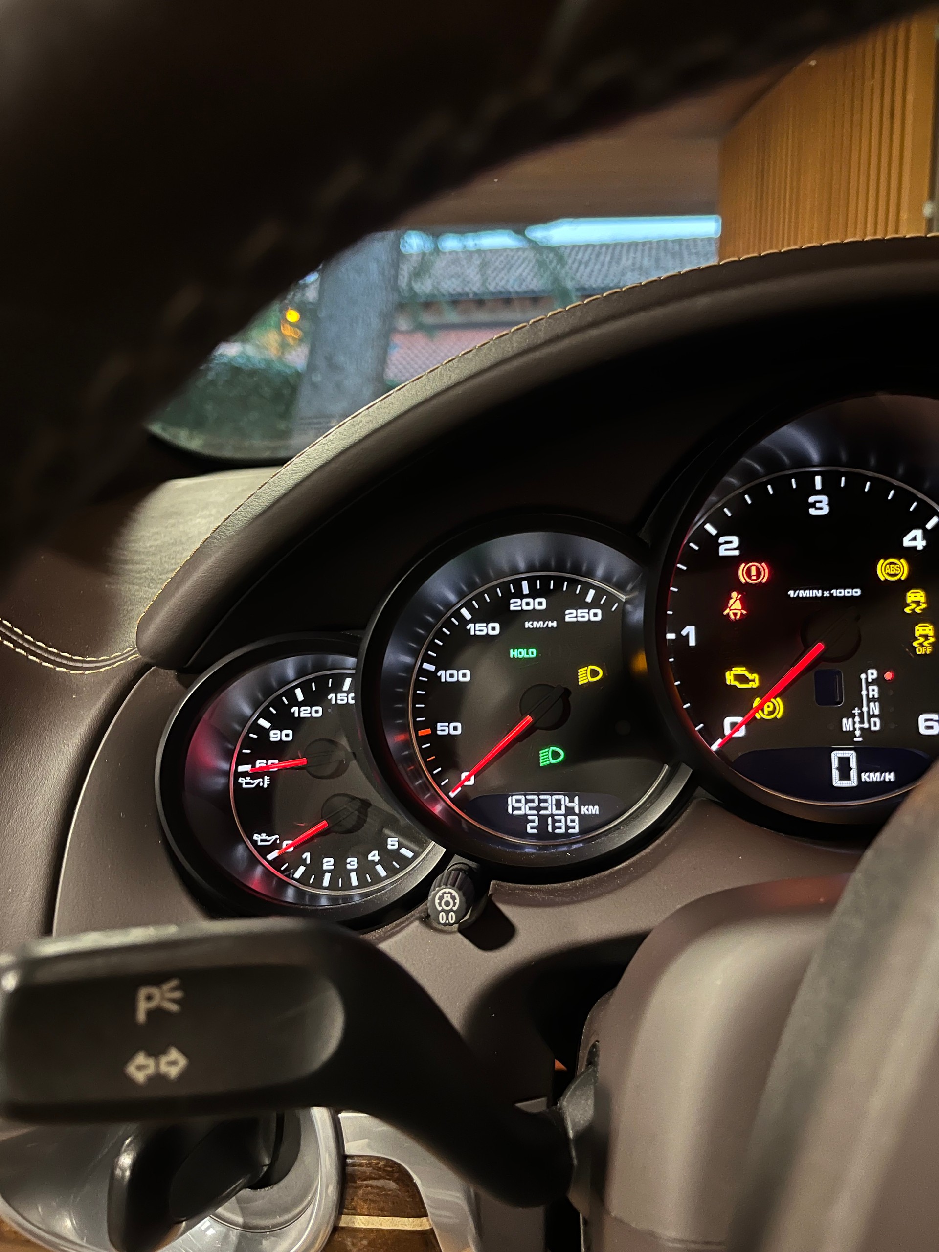 PORSCHE Cayenne Diesel-image-12