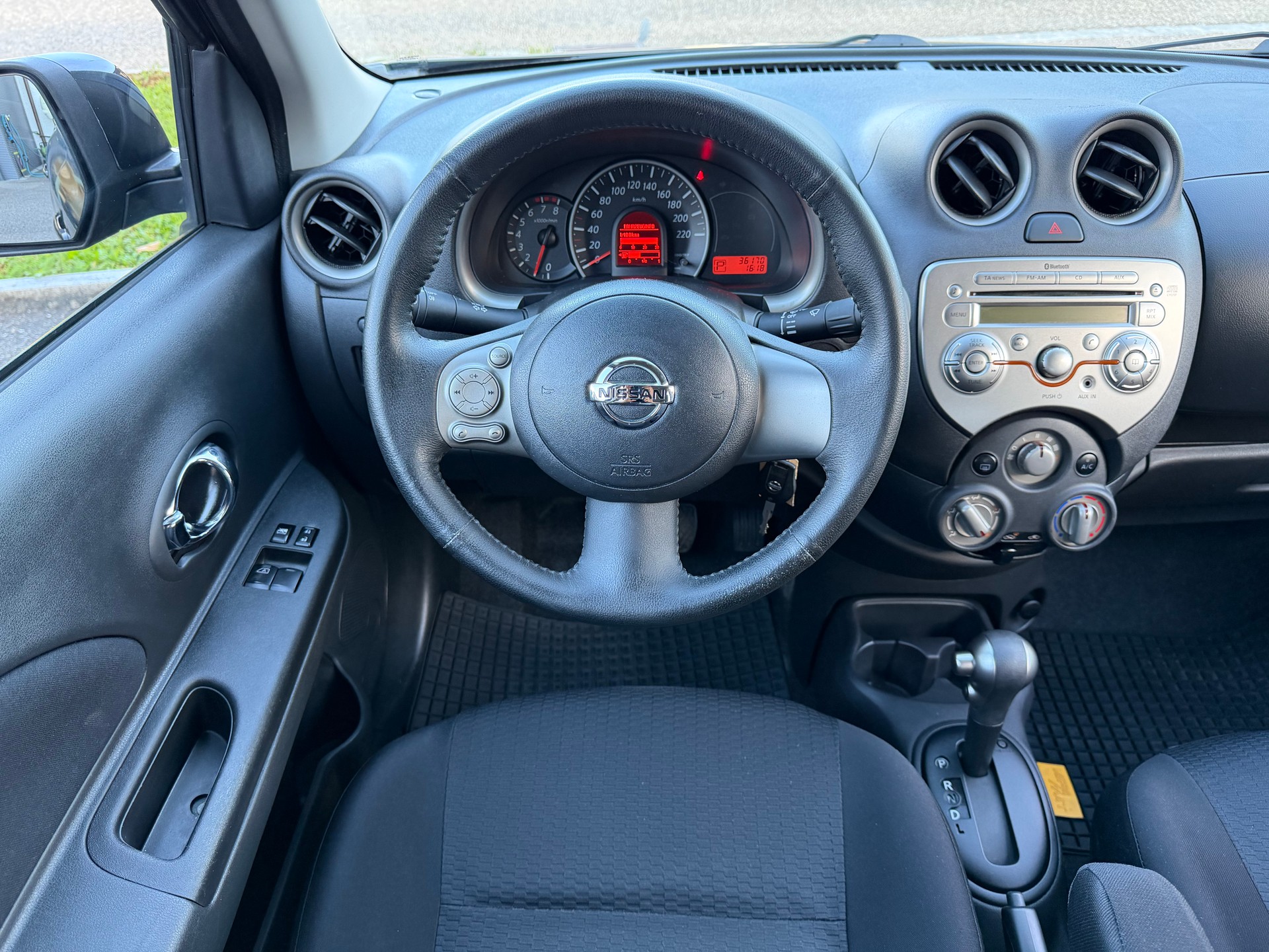 NISSAN Micra 1.2 12V Acenta-image-10