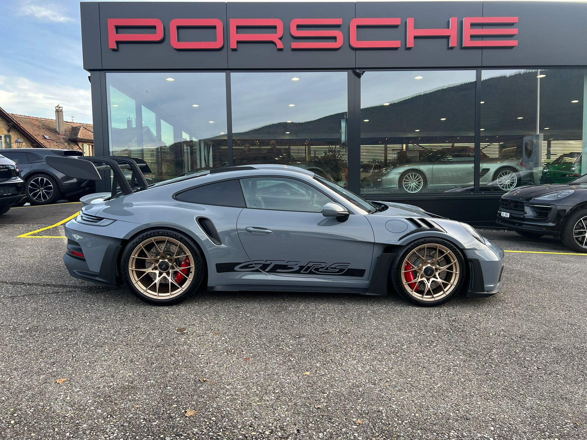 Car photo