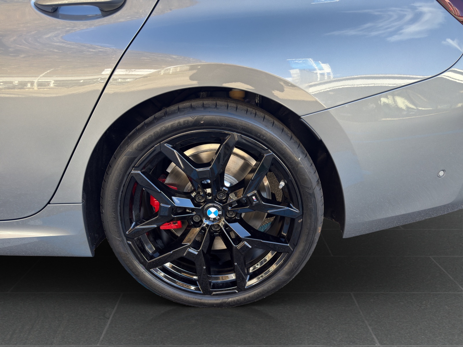 BMW 320d xDrive 48V Touring Steptronic M Sport Pro-image-11