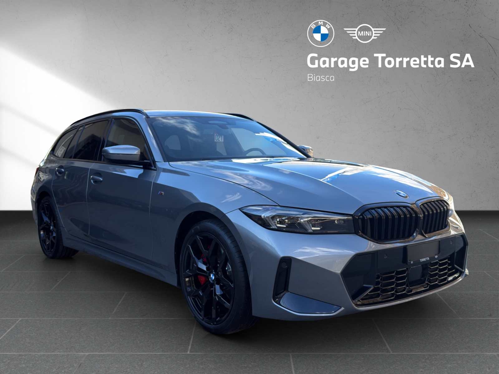 BMW 320d xDrive 48V Touring Steptronic M Sport Pro-image-6