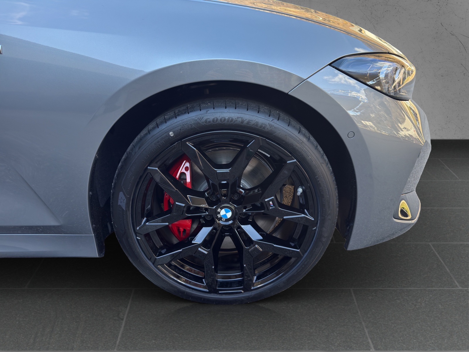 BMW 320d xDrive 48V Touring Steptronic M Sport Pro-image-9
