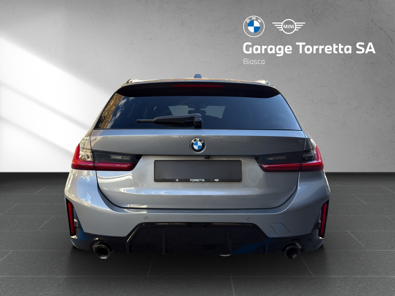 BMW 320d xDrive 48V Touring Steptronic M Sport Pro-image-3