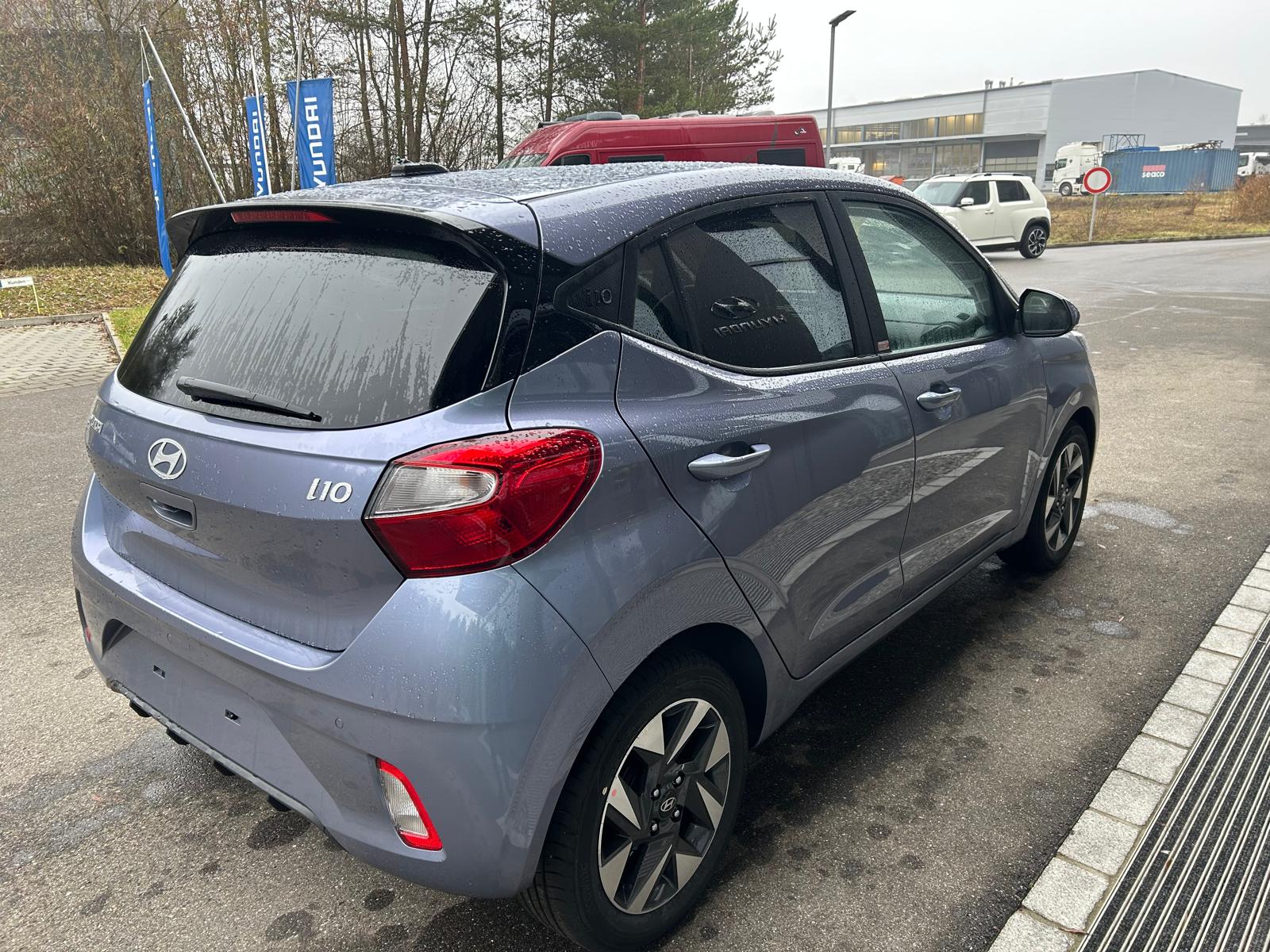 HYUNDAI i10 1.2 Amplia-image-3