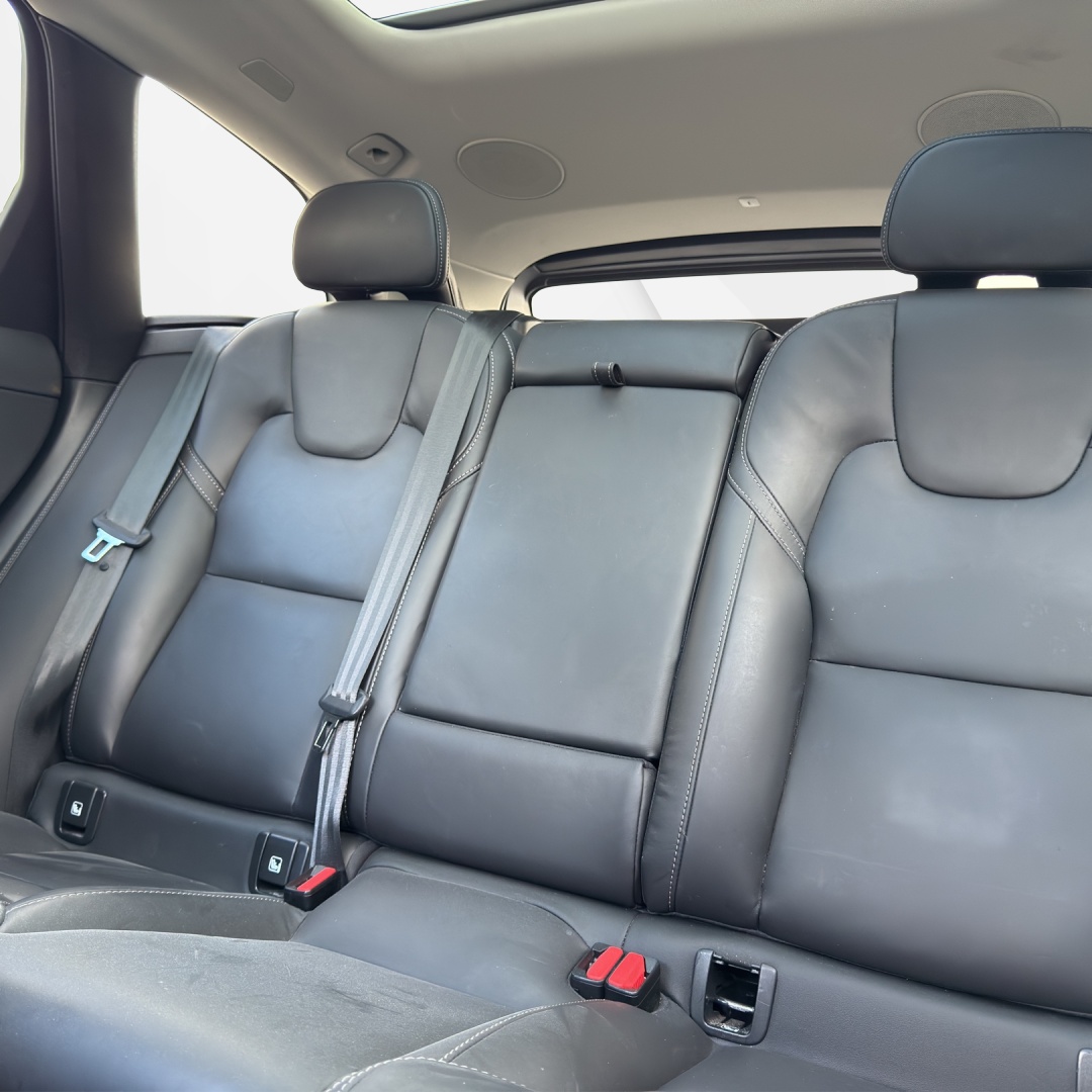 VOLVO XC60 T6 eAWD PluginHybrid Ultimate Bright Geartronic-image-10