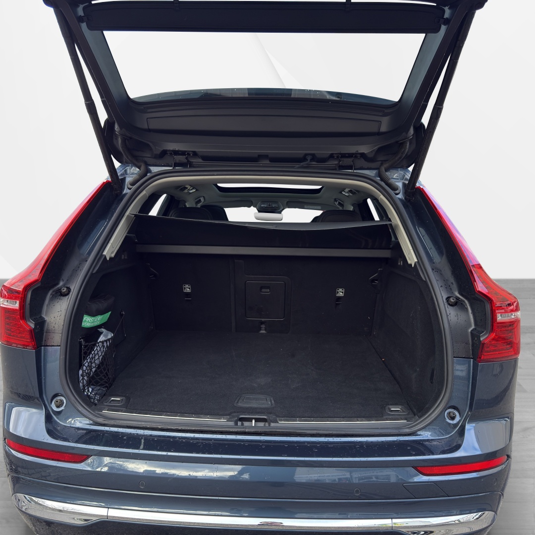 VOLVO XC60 T6 eAWD PluginHybrid Ultimate Bright Geartronic-image-12