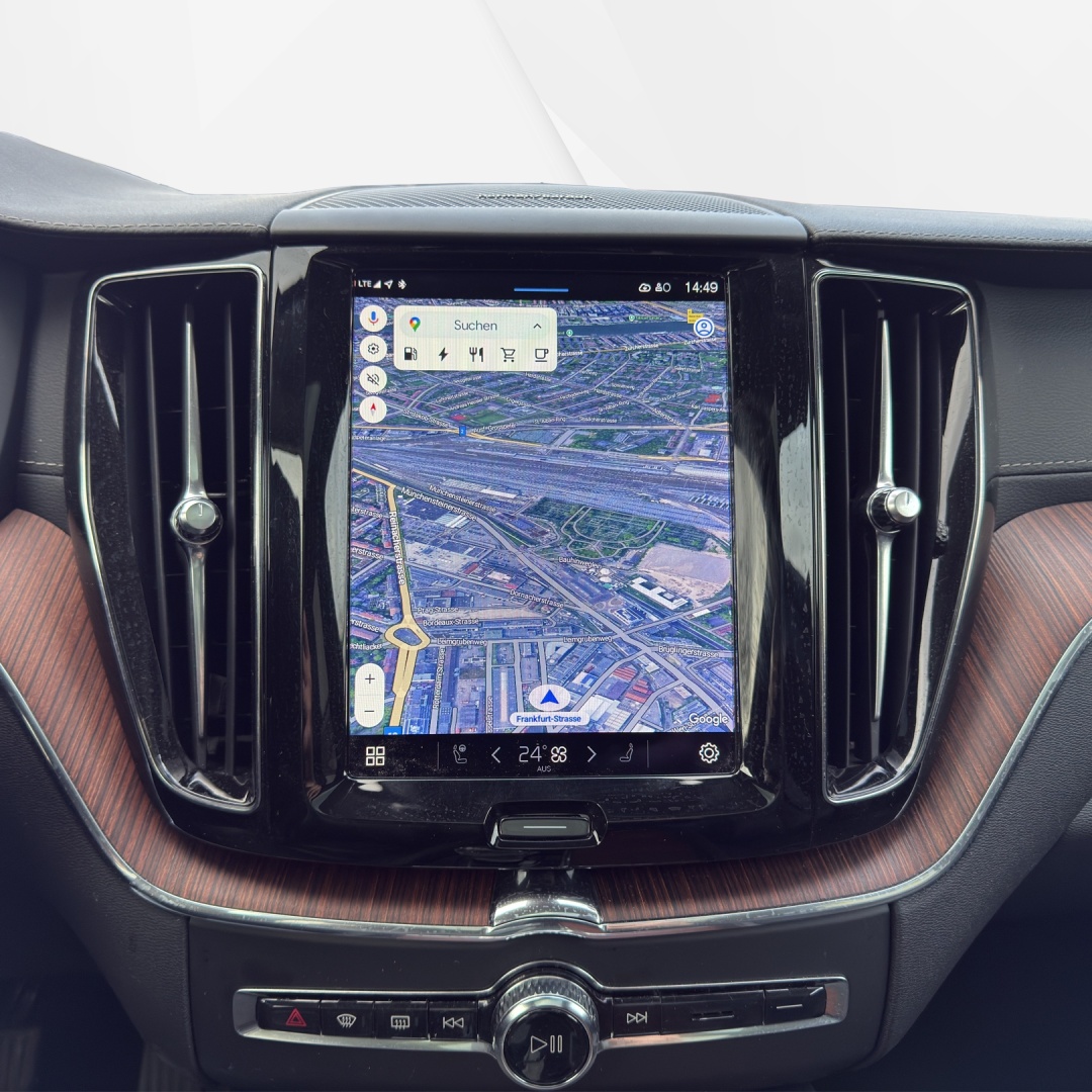 VOLVO XC60 T6 eAWD PluginHybrid Ultimate Bright Geartronic-image-13