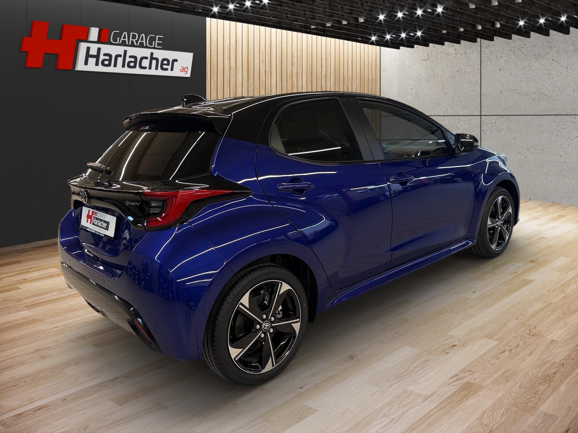 TOYOTA Yaris 1.5 Premium e-CVT-image-4