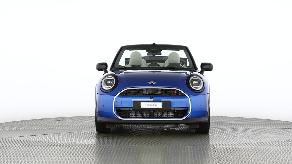 MINI Cooper S Cabrio-image-17