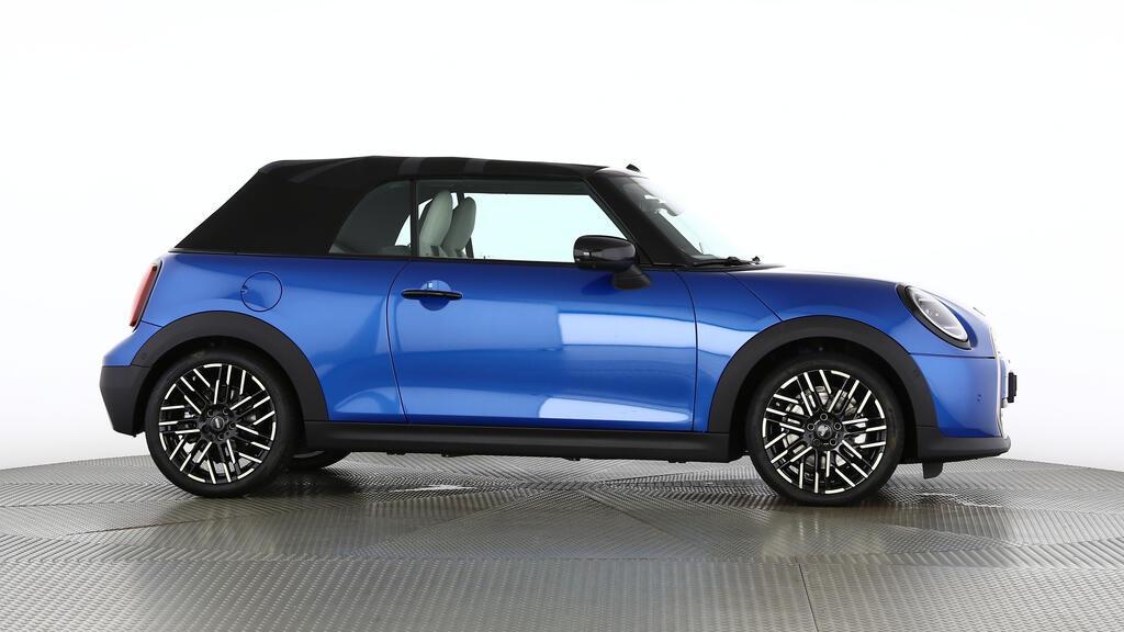 MINI Cooper S Cabrio-image-1
