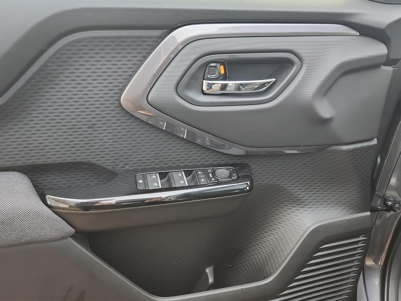 SUZUKI e Vitara Compact Top 4x4-image-24