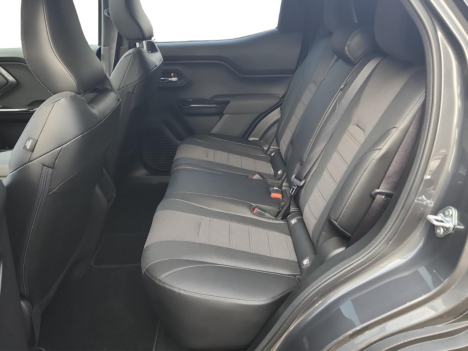 SUZUKI e Vitara Compact Top 4x4-image-26