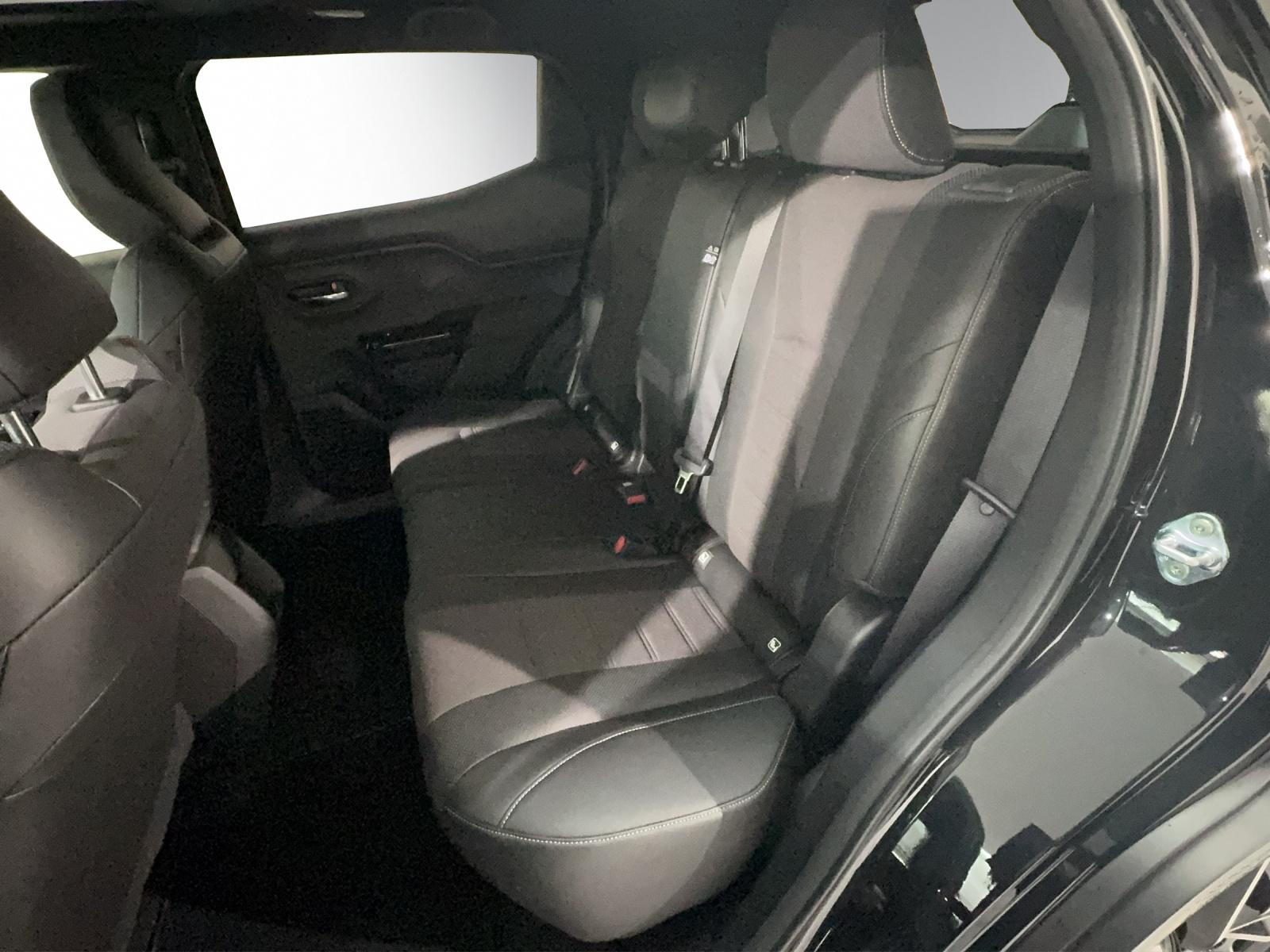 TOYOTA Urban Cruiser Premium AWD-image-7
