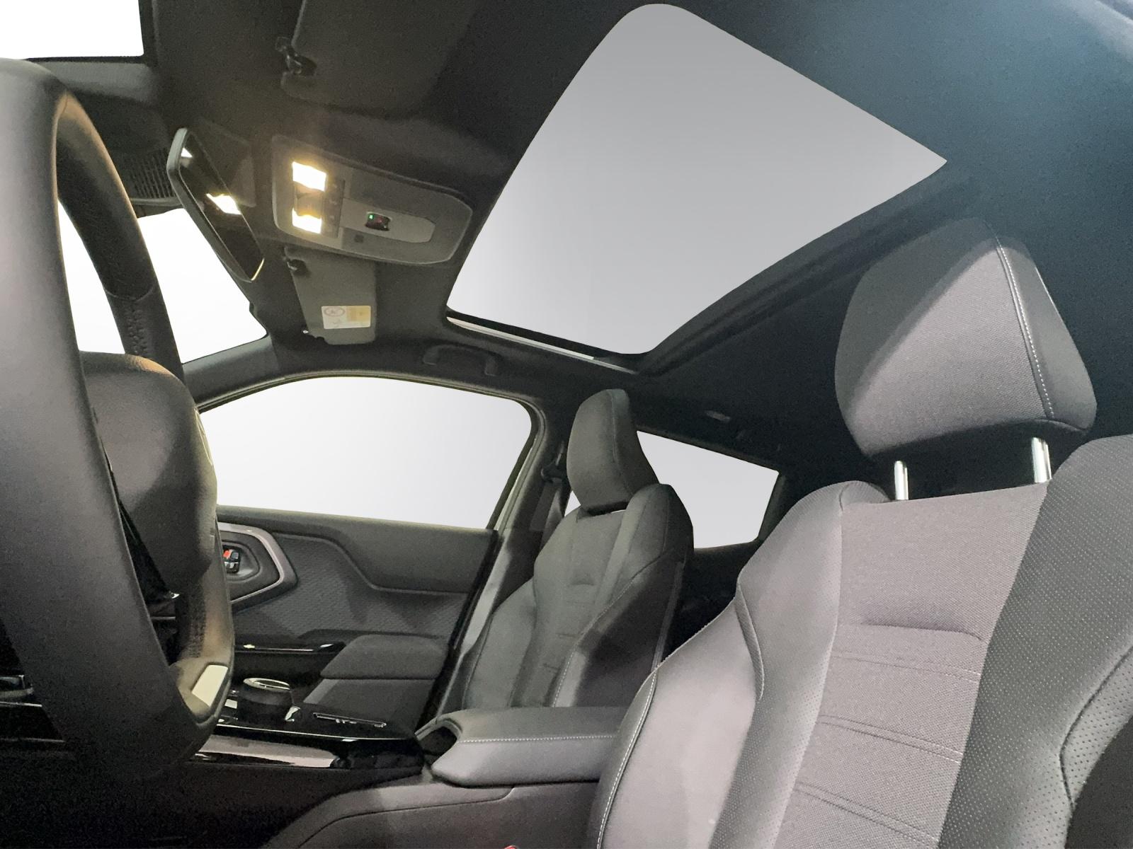 TOYOTA Urban Cruiser Premium AWD-image-17