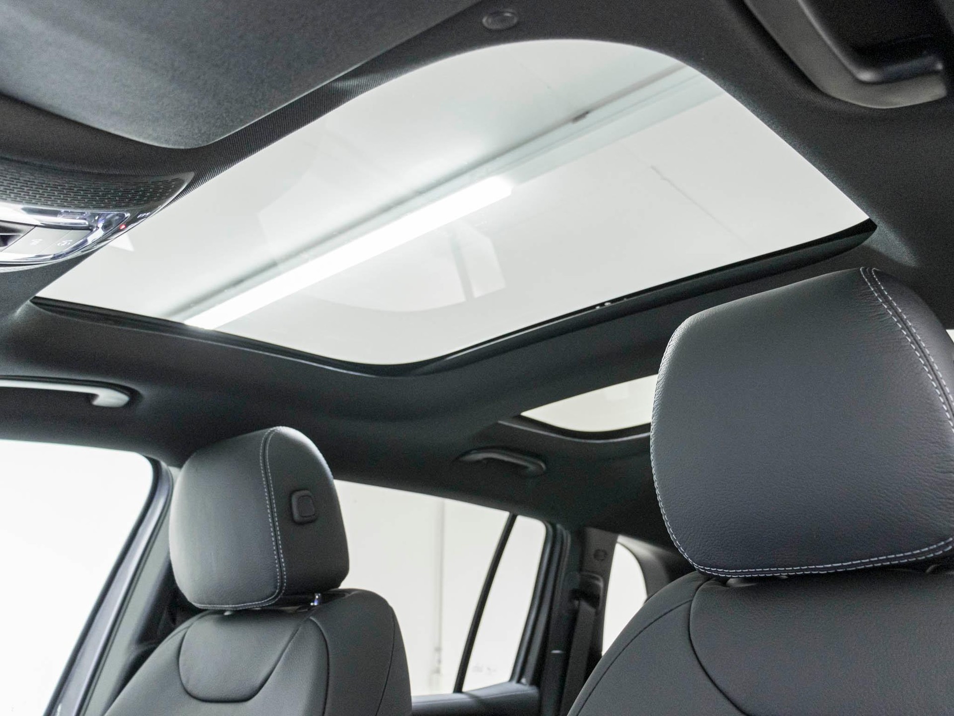 MERCEDES-BENZ GLB 35 AMG 4MATIC-image-9
