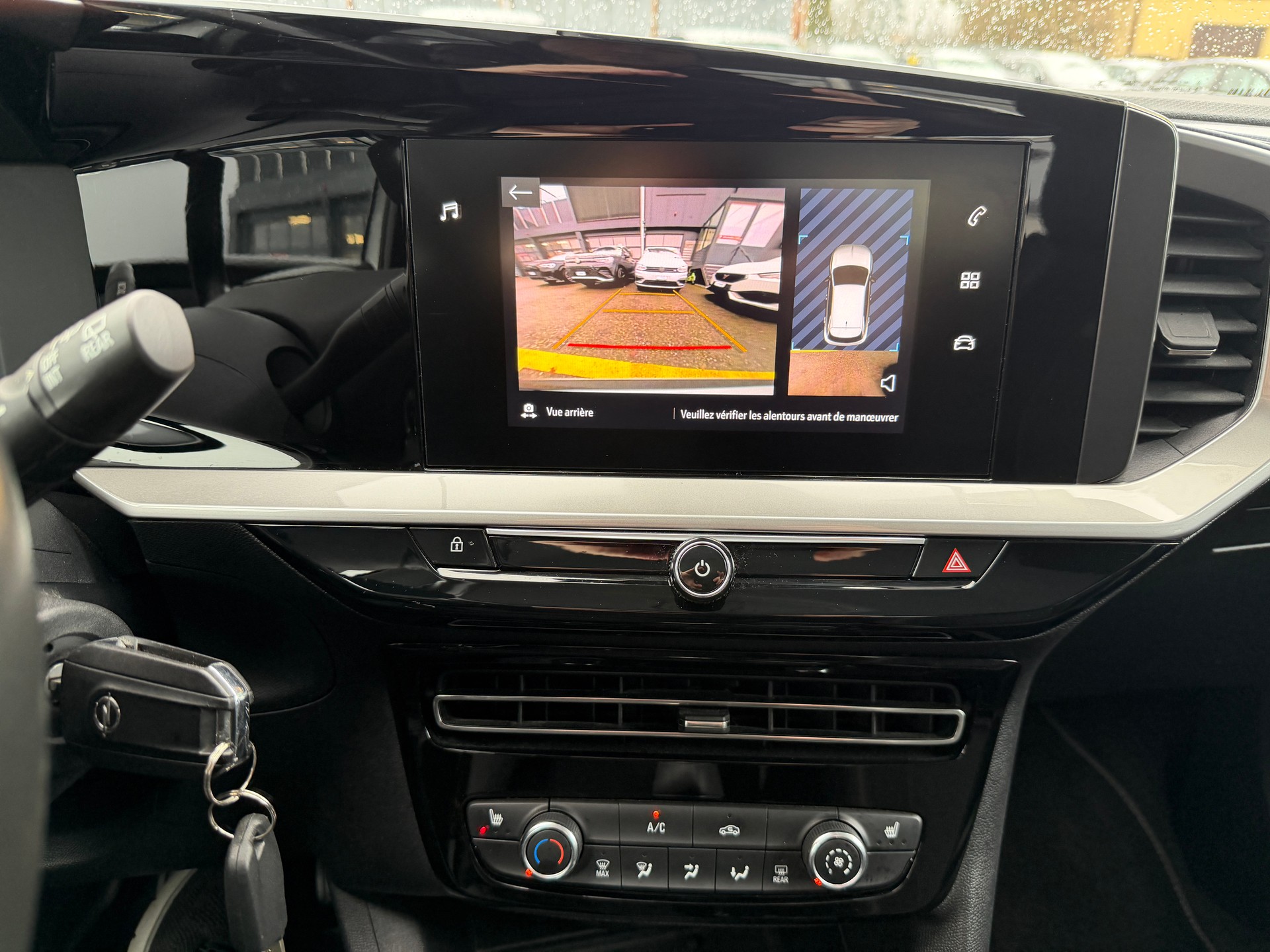 OPEL Mokka 1.2 Direct Injection Turbo Ultimate-image-10