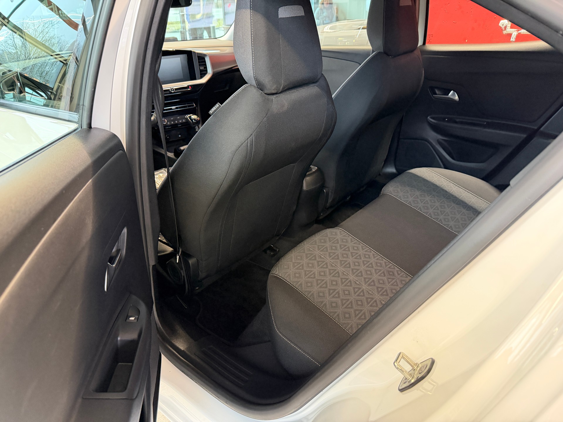 OPEL Mokka 1.2 Direct Injection Turbo Ultimate-image-6