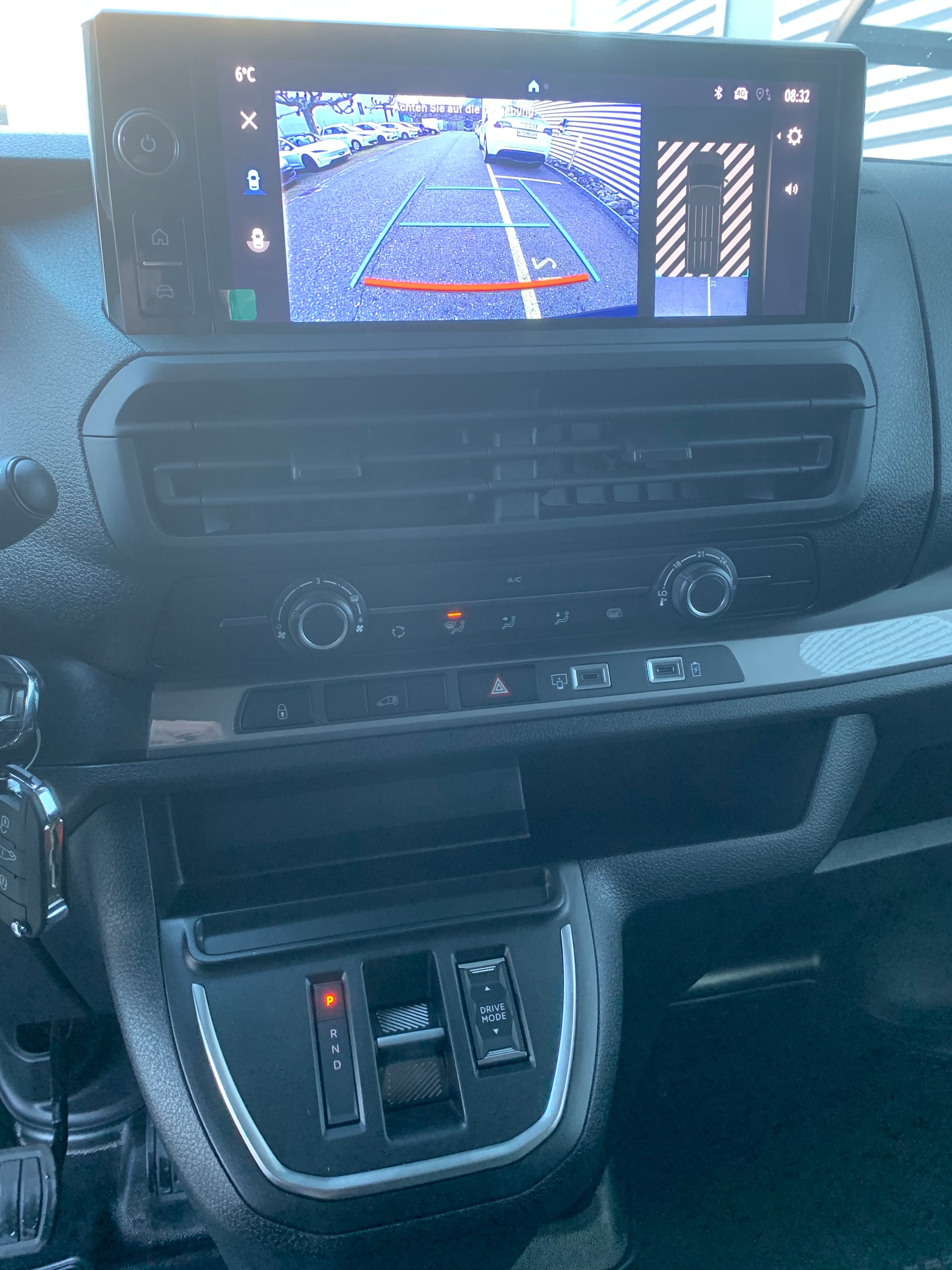TOYOTA Proace EV Electric 75kWh Long Active L2-image-9