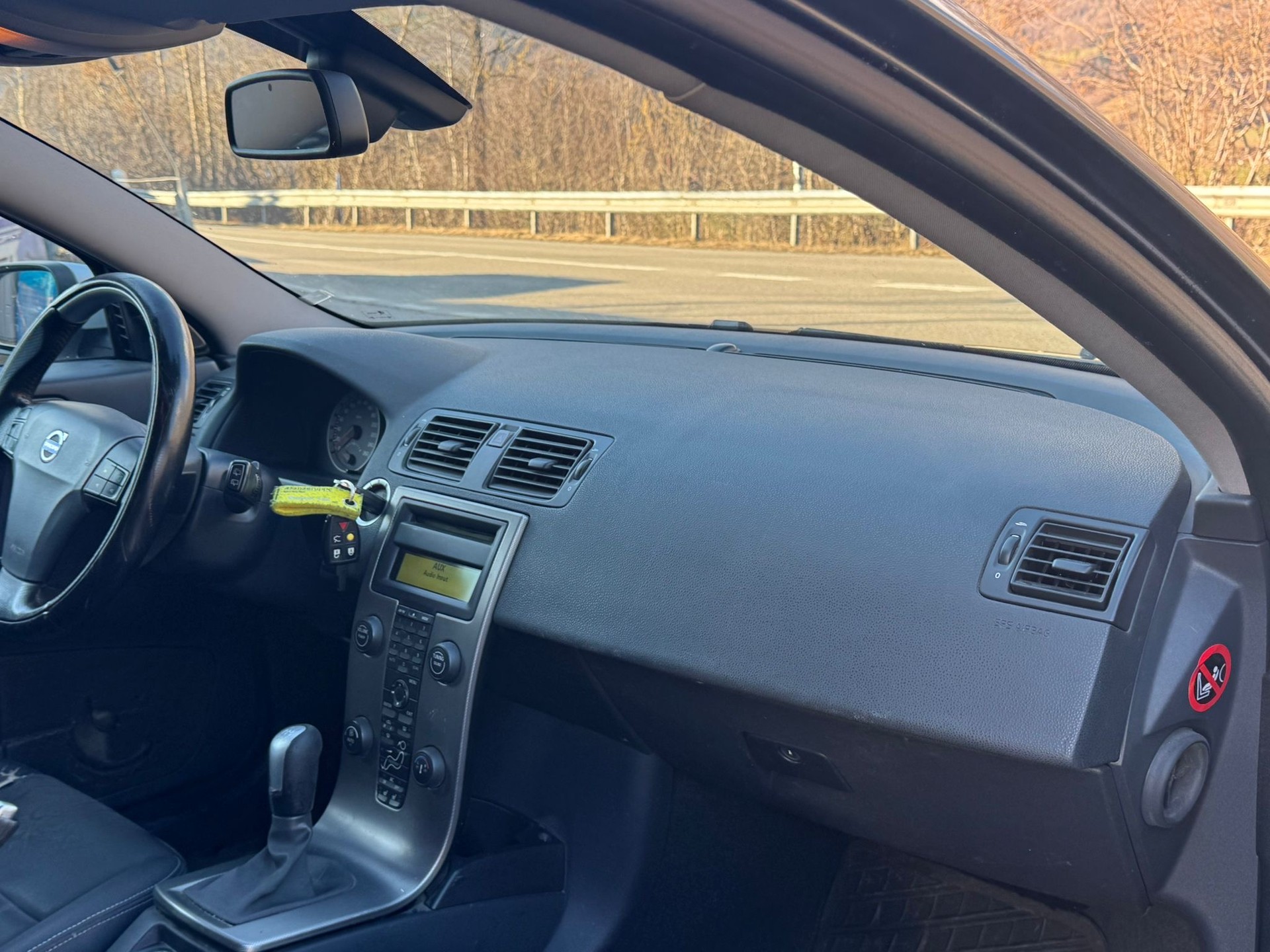 VOLVO V50 1.6D-image-4