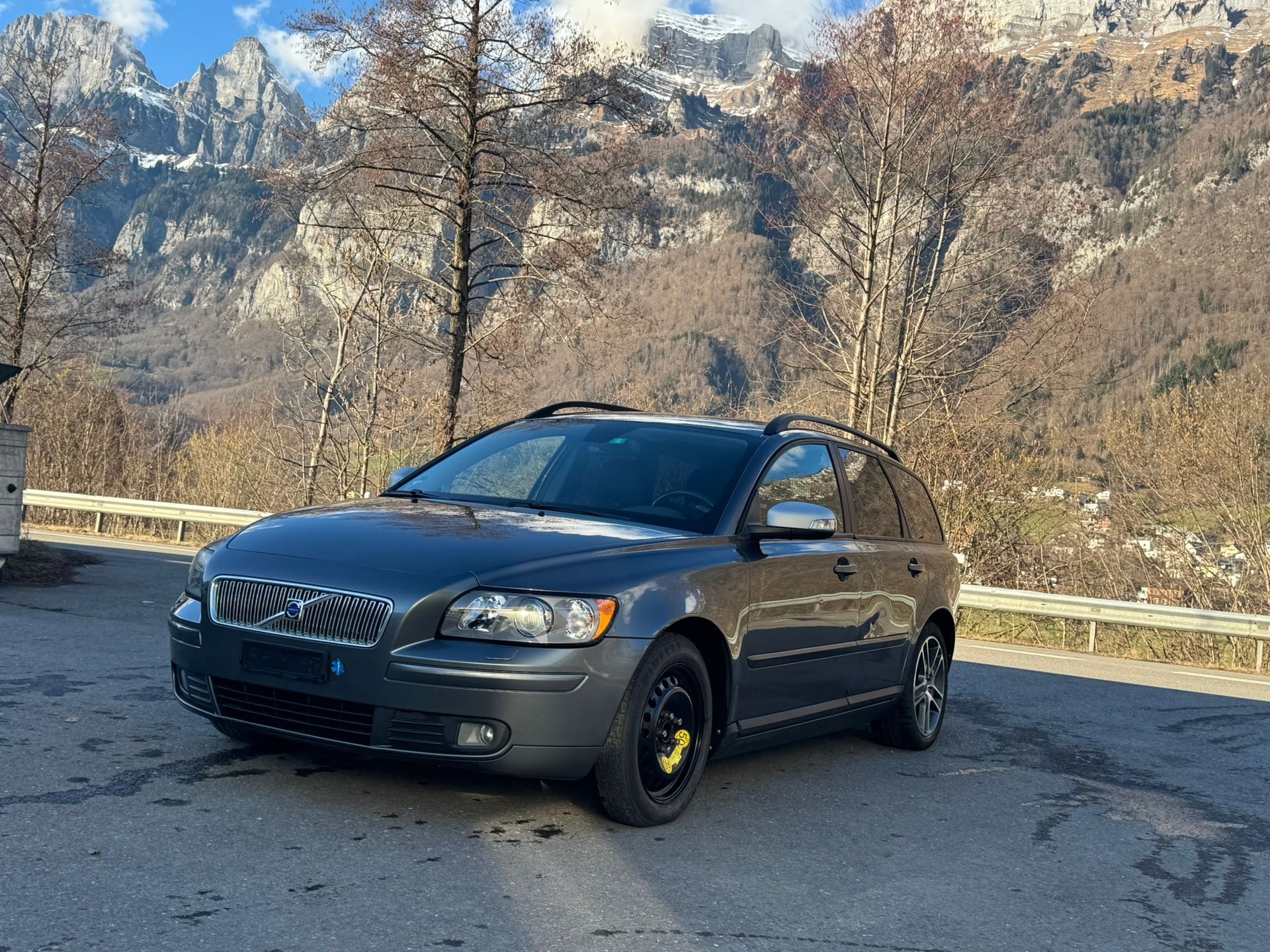 VOLVO V50 1.6D-image-1