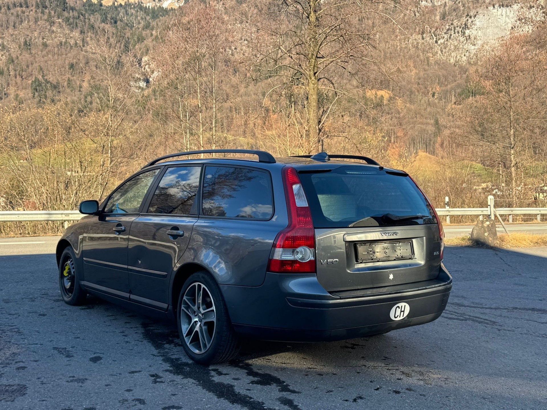 VOLVO V50 1.6D-image-3