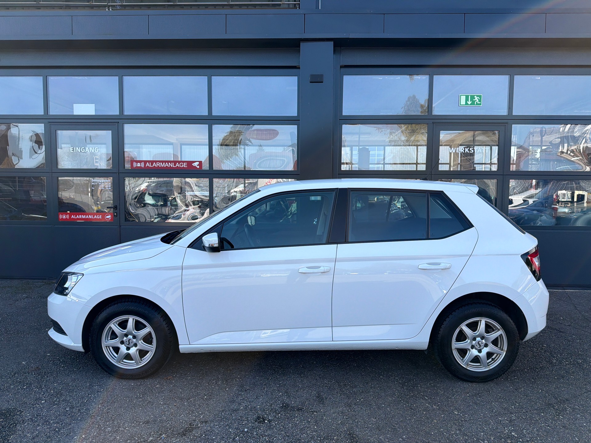 SKODA Fabia 1.0 Active-image-2