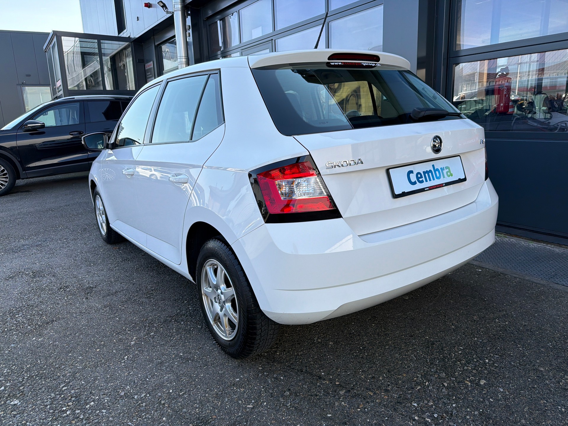 SKODA Fabia 1.0 Active-image-3
