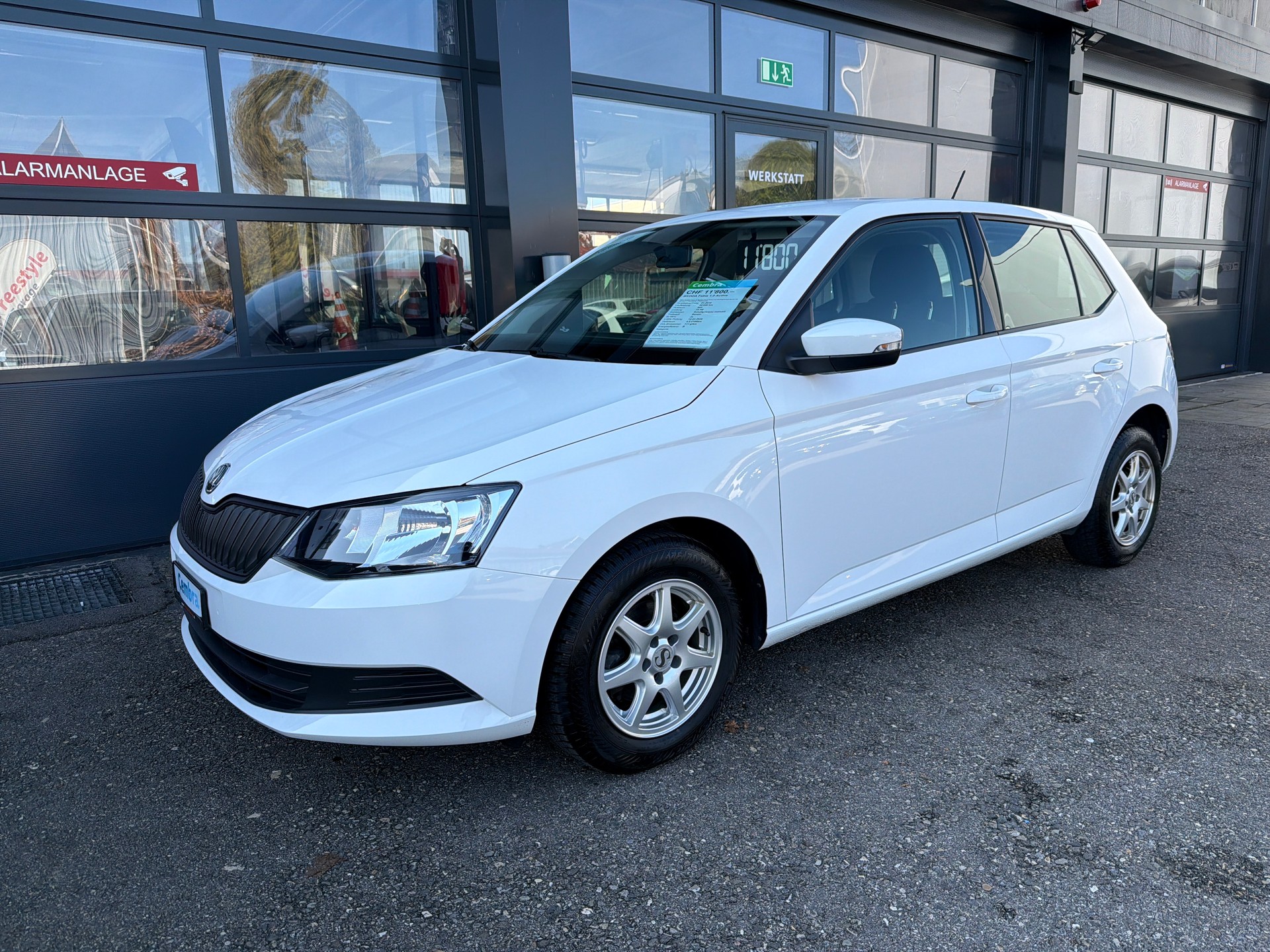 SKODA Fabia 1.0 Active-image-1