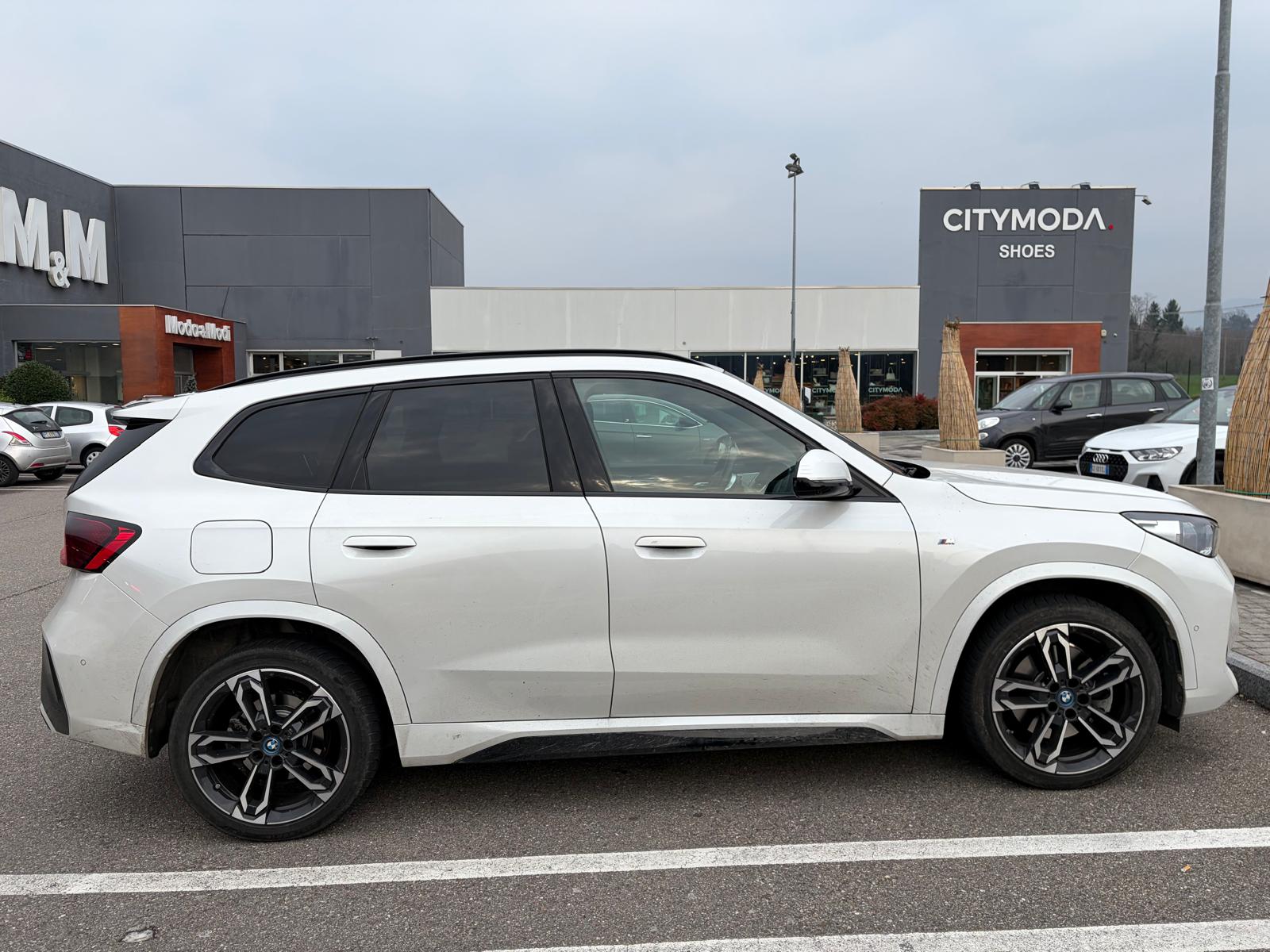 BMW x drive 30e-image-3