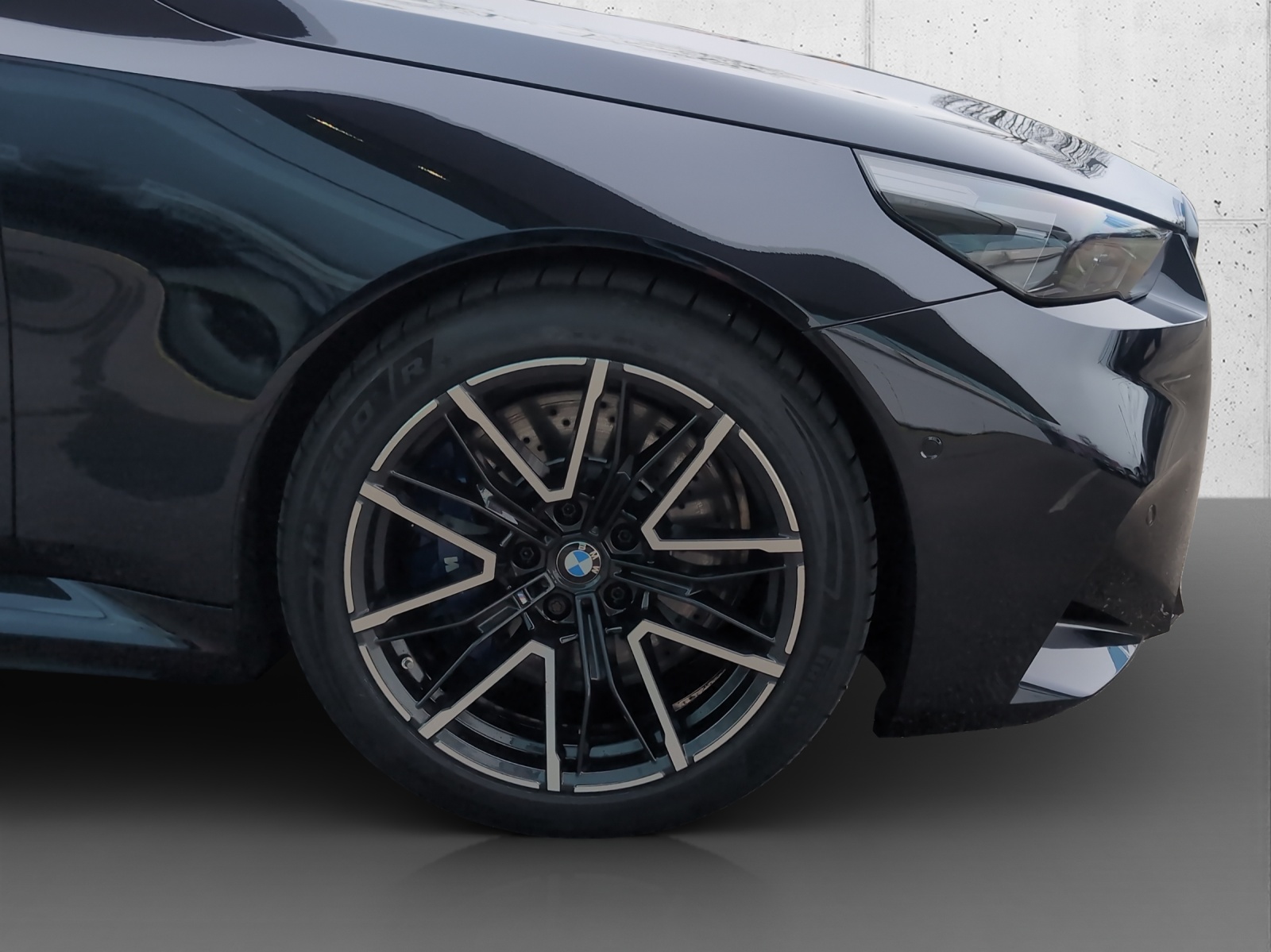 BMW M5 xDrive-image-8