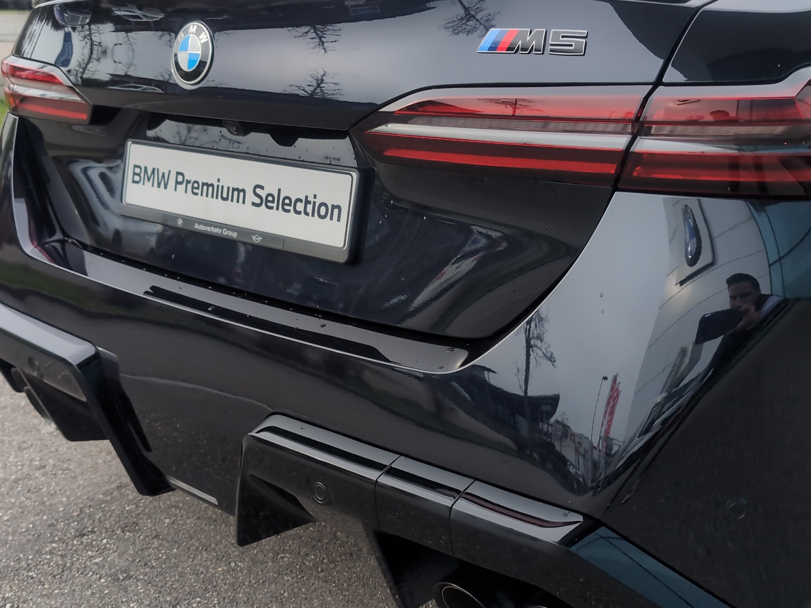 BMW M5 xDrive-image-20