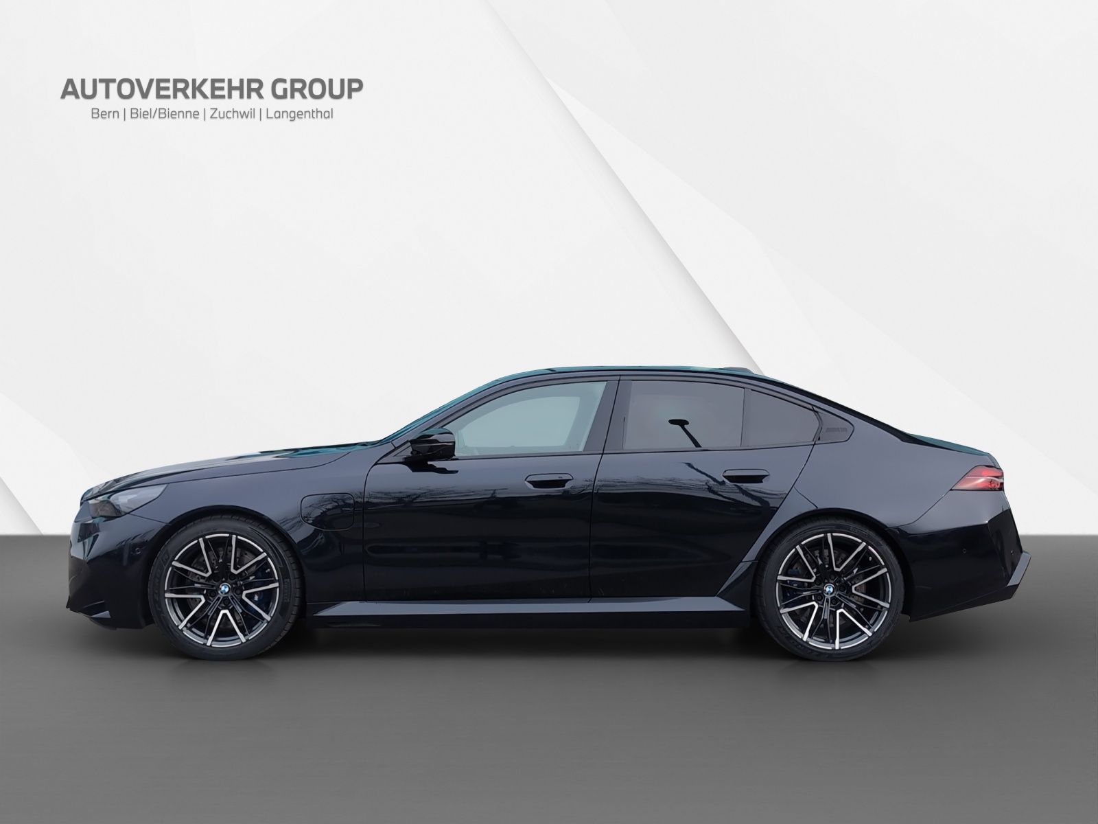 BMW M5 xDrive-image-2
