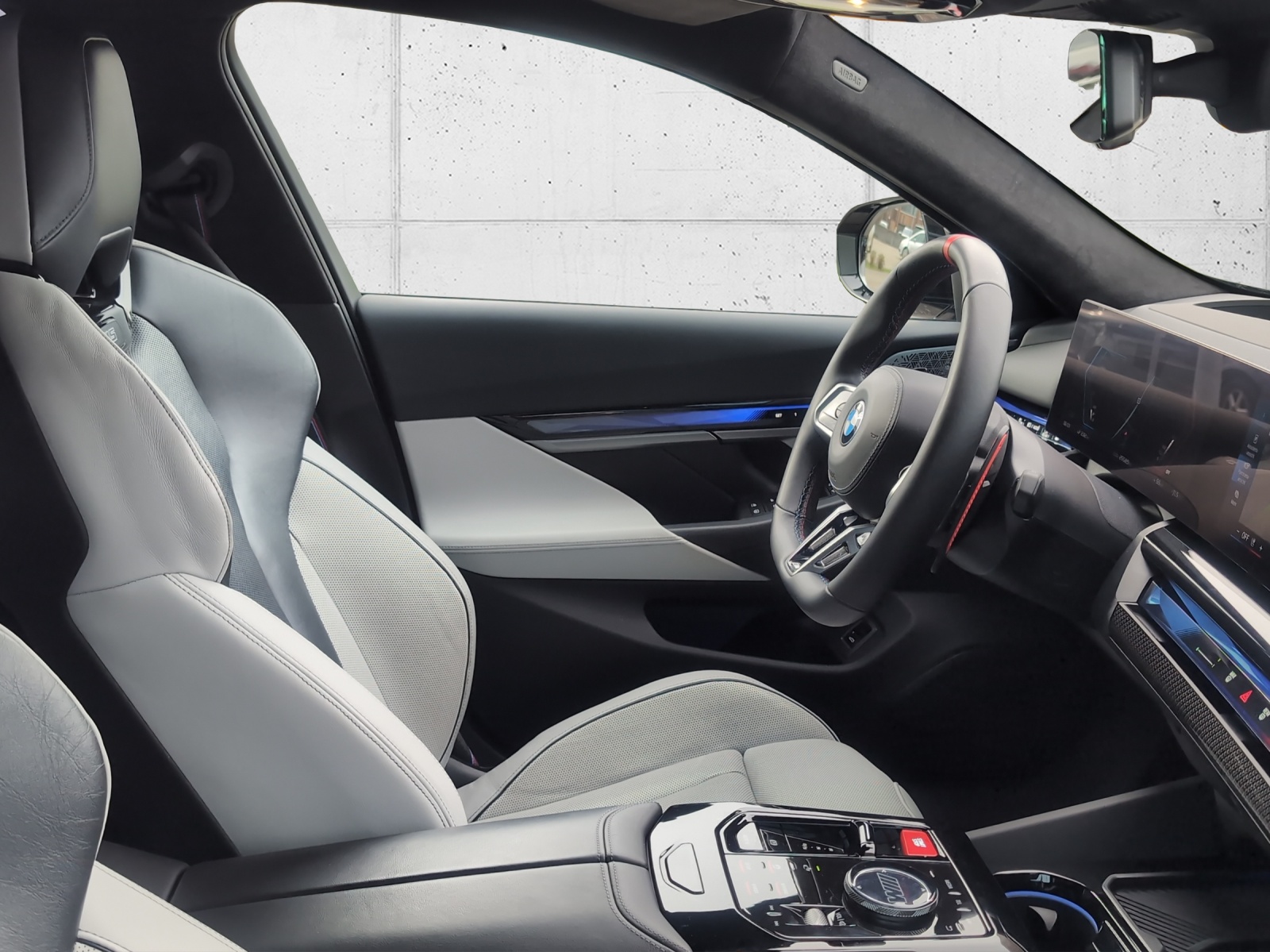 BMW M5 xDrive-image-16