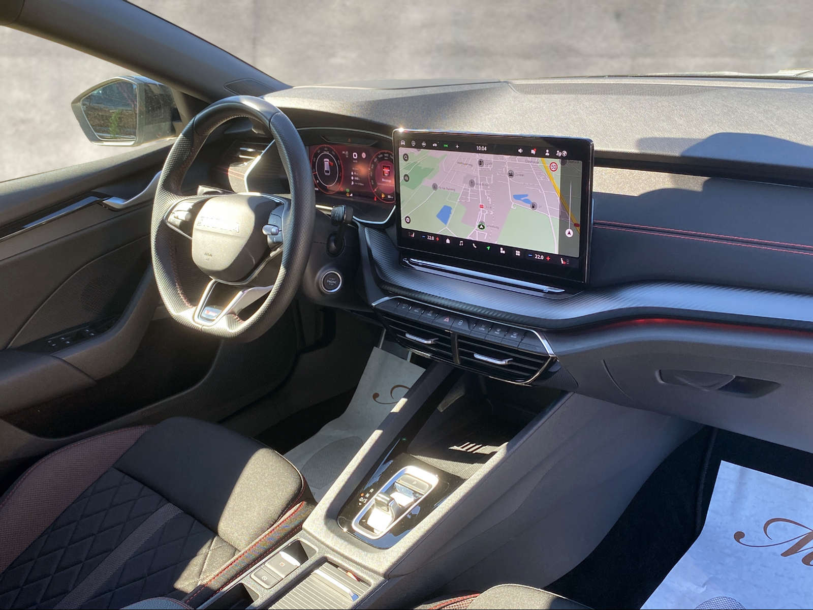SKODA Octavia Combi 2.0 TSI RS 265PS DSG **FACELIFT**-image-8