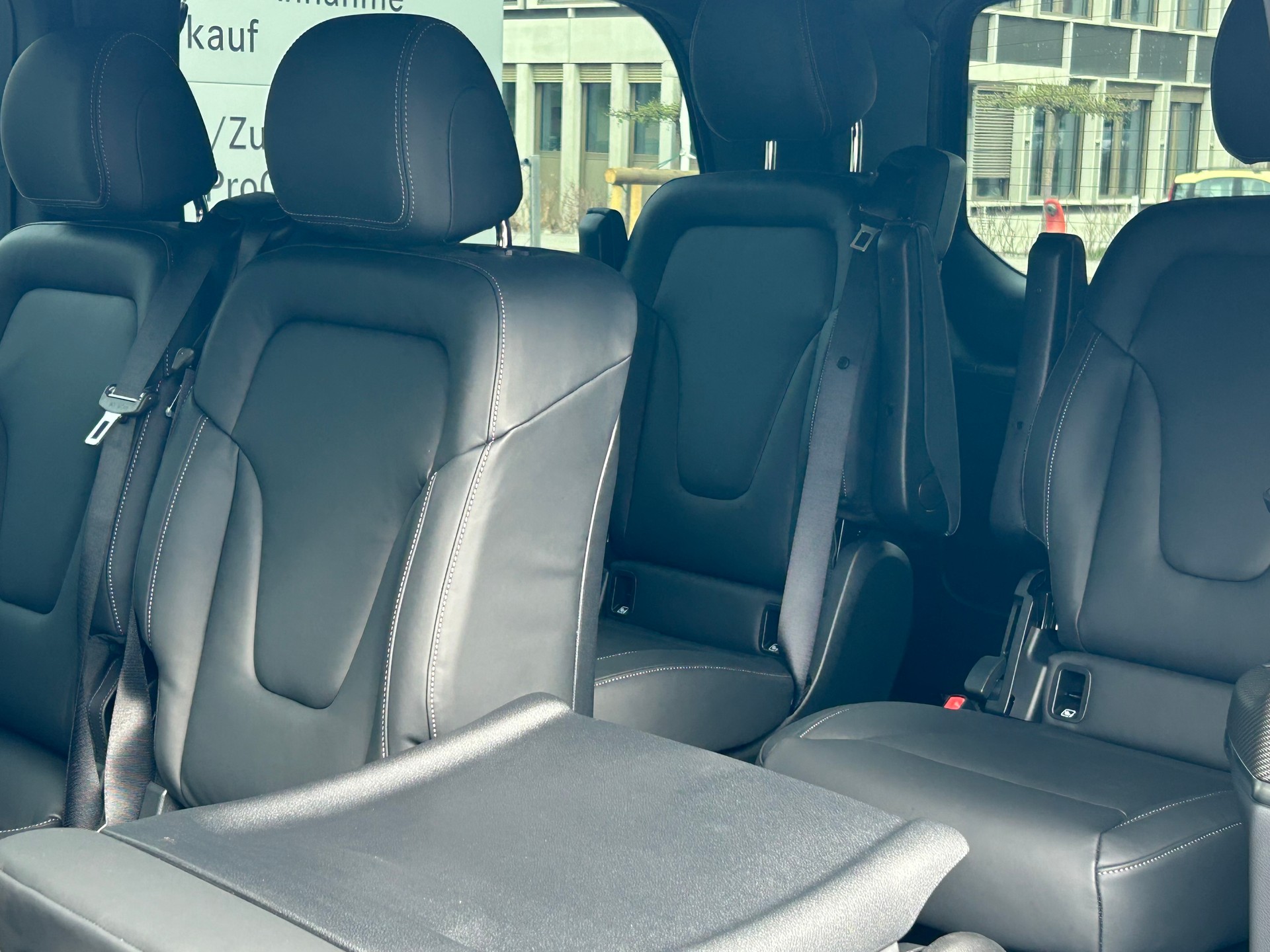 MERCEDES-BENZ V 300 d EXCLUSIVE Swiss Edition Lang 4MATIC-image-6