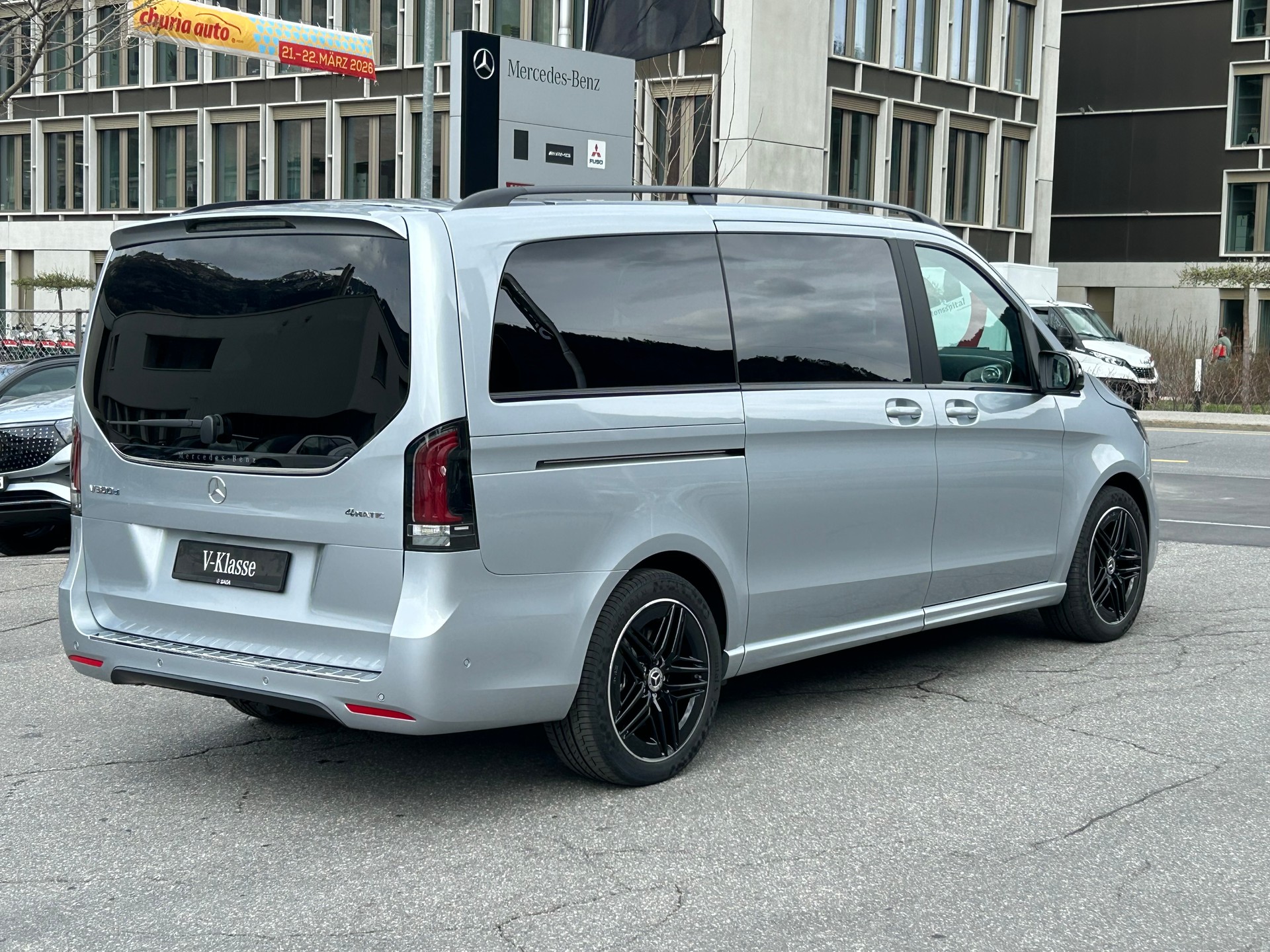 MERCEDES-BENZ V 300 d EXCLUSIVE Swiss Edition Lang 4MATIC-image-14