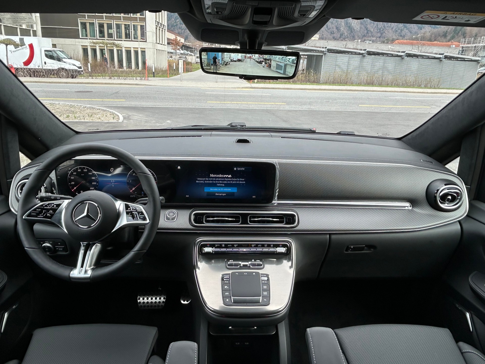 MERCEDES-BENZ V 300 d EXCLUSIVE Swiss Edition Lang 4MATIC-image-19