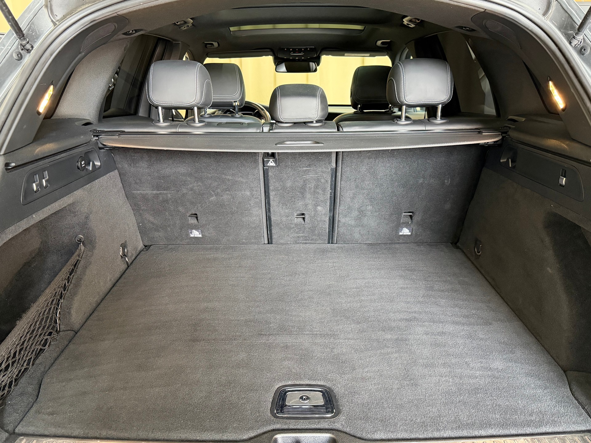 MERCEDES-BENZ GLC 63 S AMG 4Matic+ 9G-Tronic-image-14