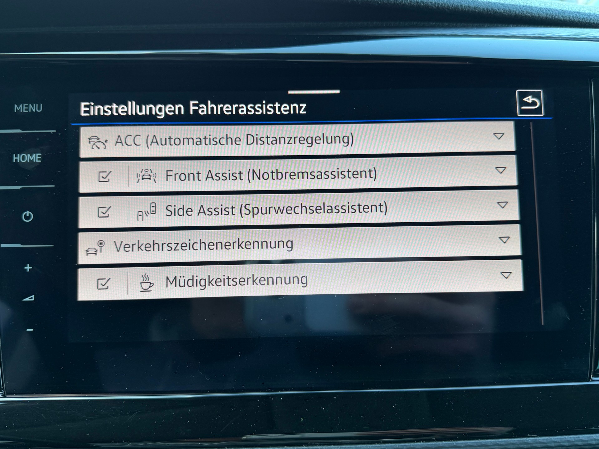 VW T6.1 Multivan 2.0 Bi-TDI Generation Six 4Motion DSG-image-8