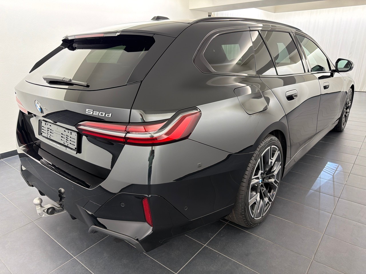 BMW 520d xDr 48V Tour MSp.Pro-image-2
