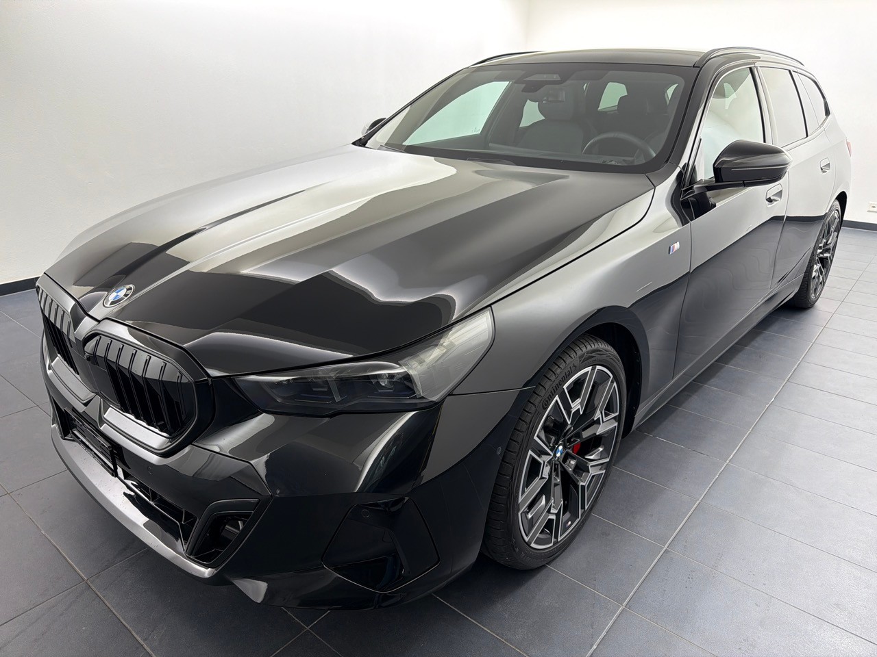 BMW 520d xDr 48V Tour MSp.Pro-image-0