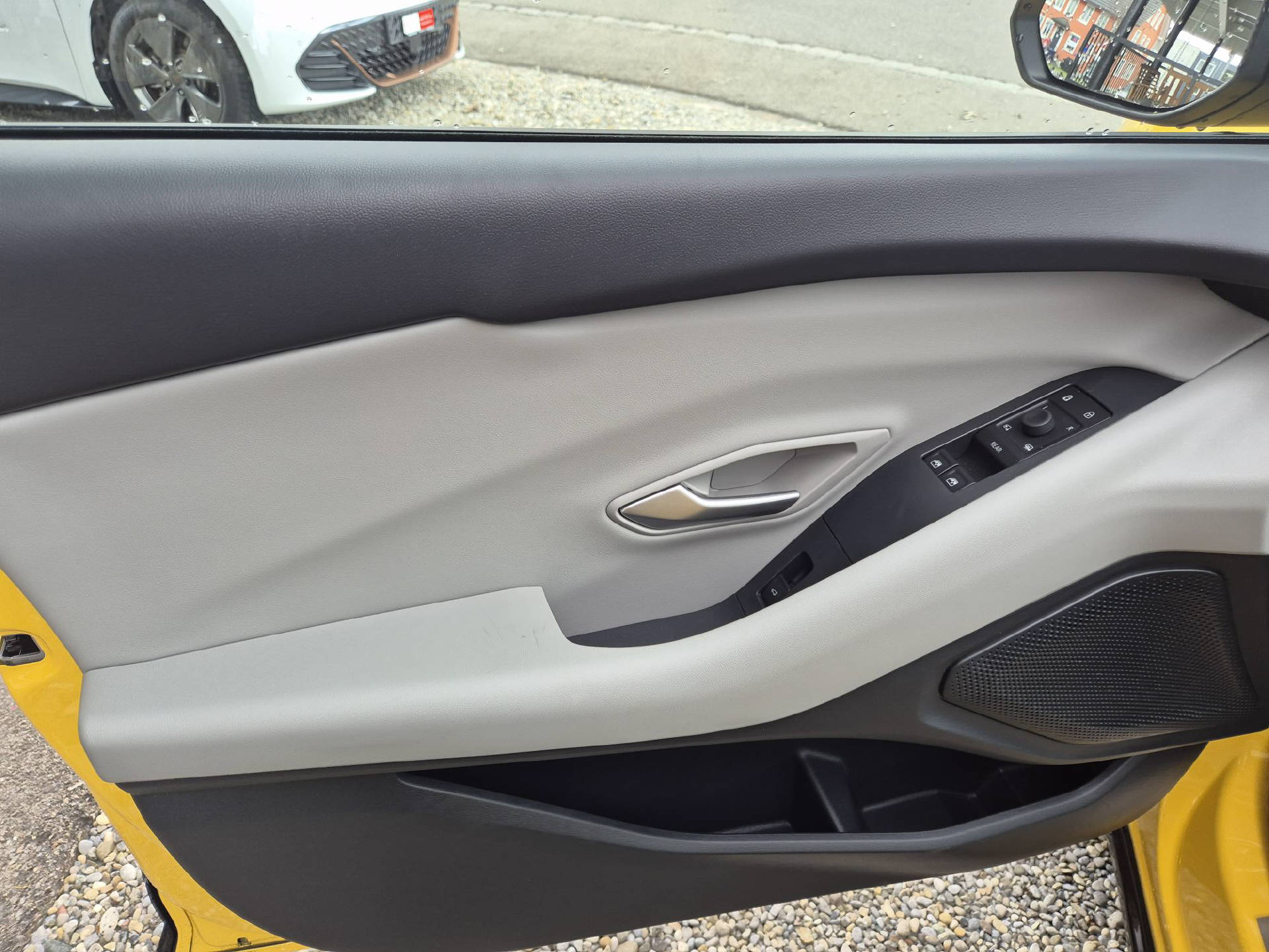 FORD Capri Extended Range Premium AWD 340 PS 79 kWh-image-13