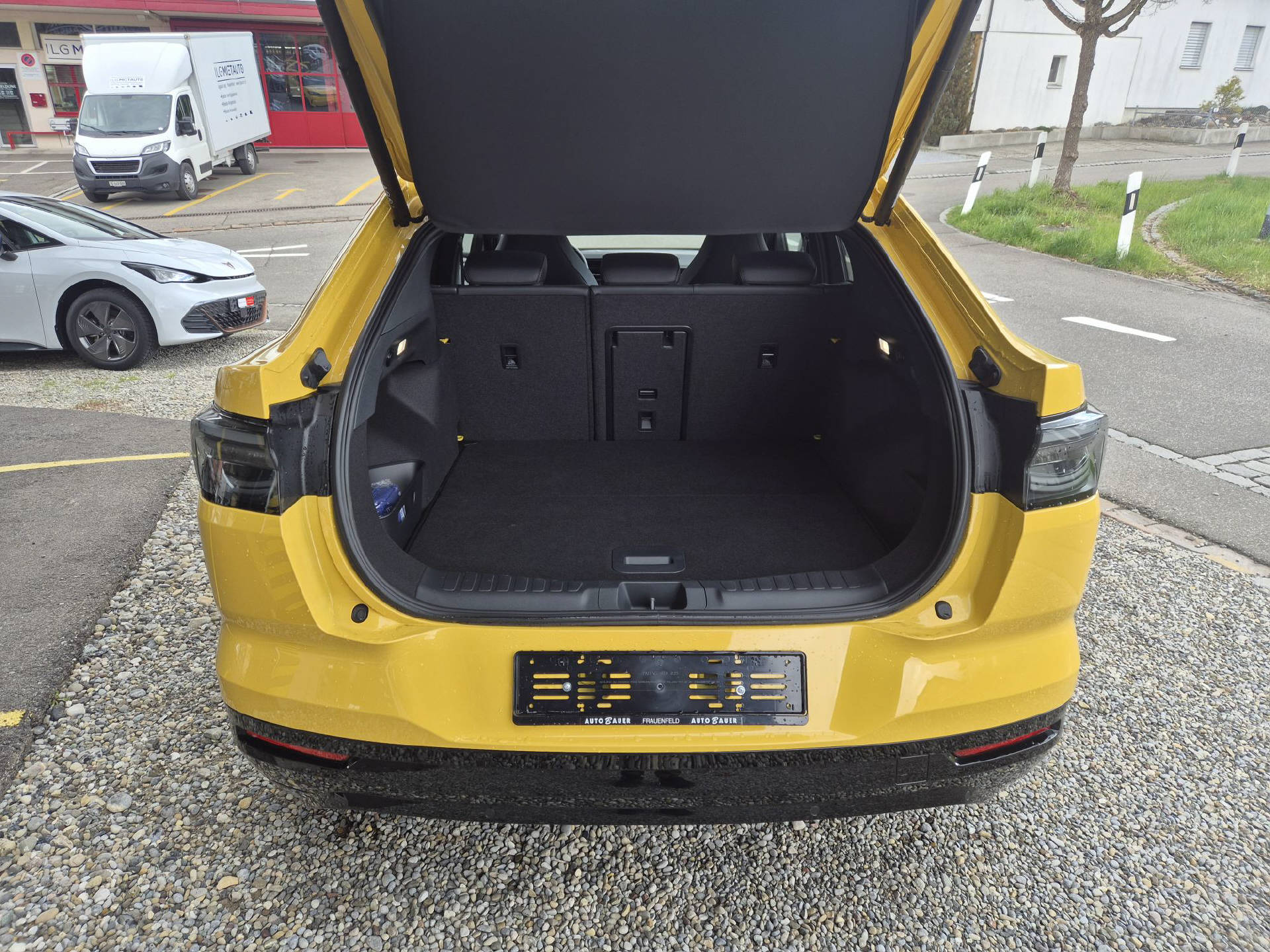 FORD Capri Extended Range Premium AWD 340 PS 79 kWh-image-6