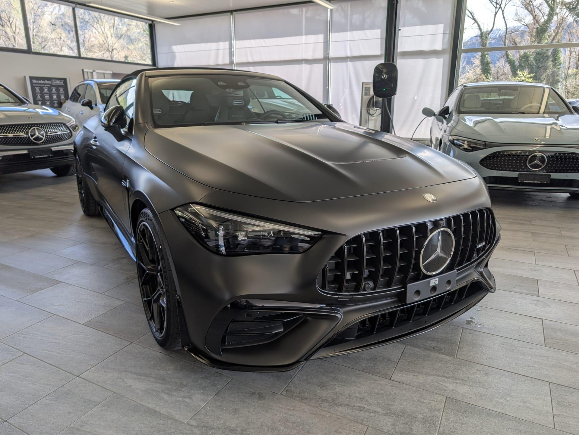 MERCEDES-BENZ CLE 53 AMG 4matic+ Cabriolet-image-7