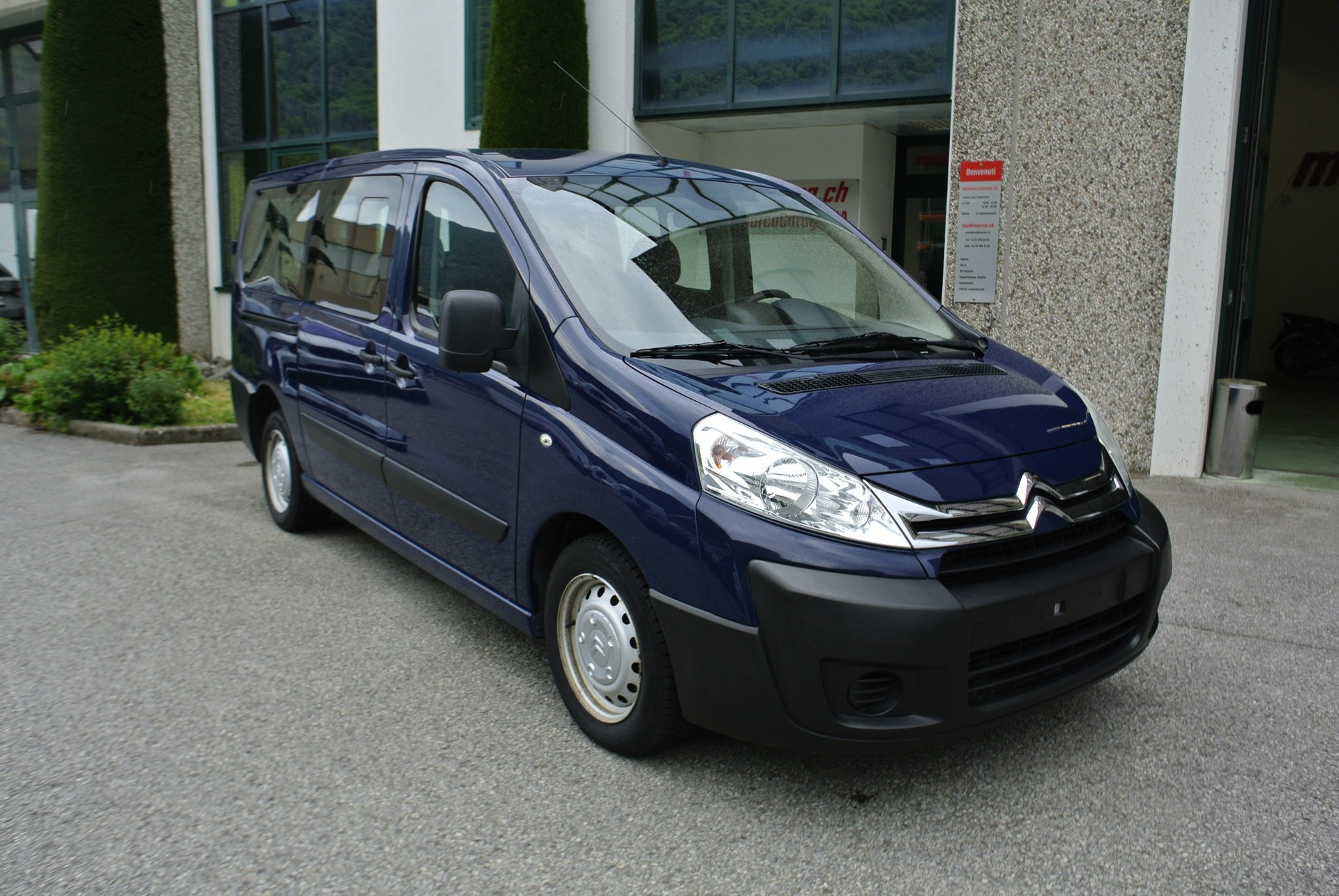 CITROEN Jumpy 2.0 HDi L2H1 Attraction-image-11