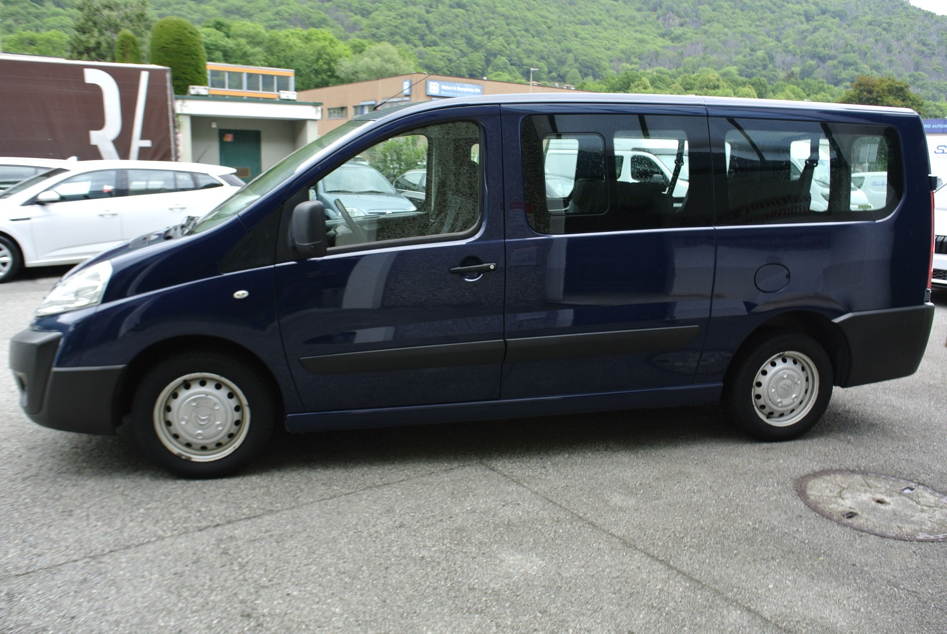 CITROEN Jumpy 2.0 HDi L2H1 Attraction-image-8