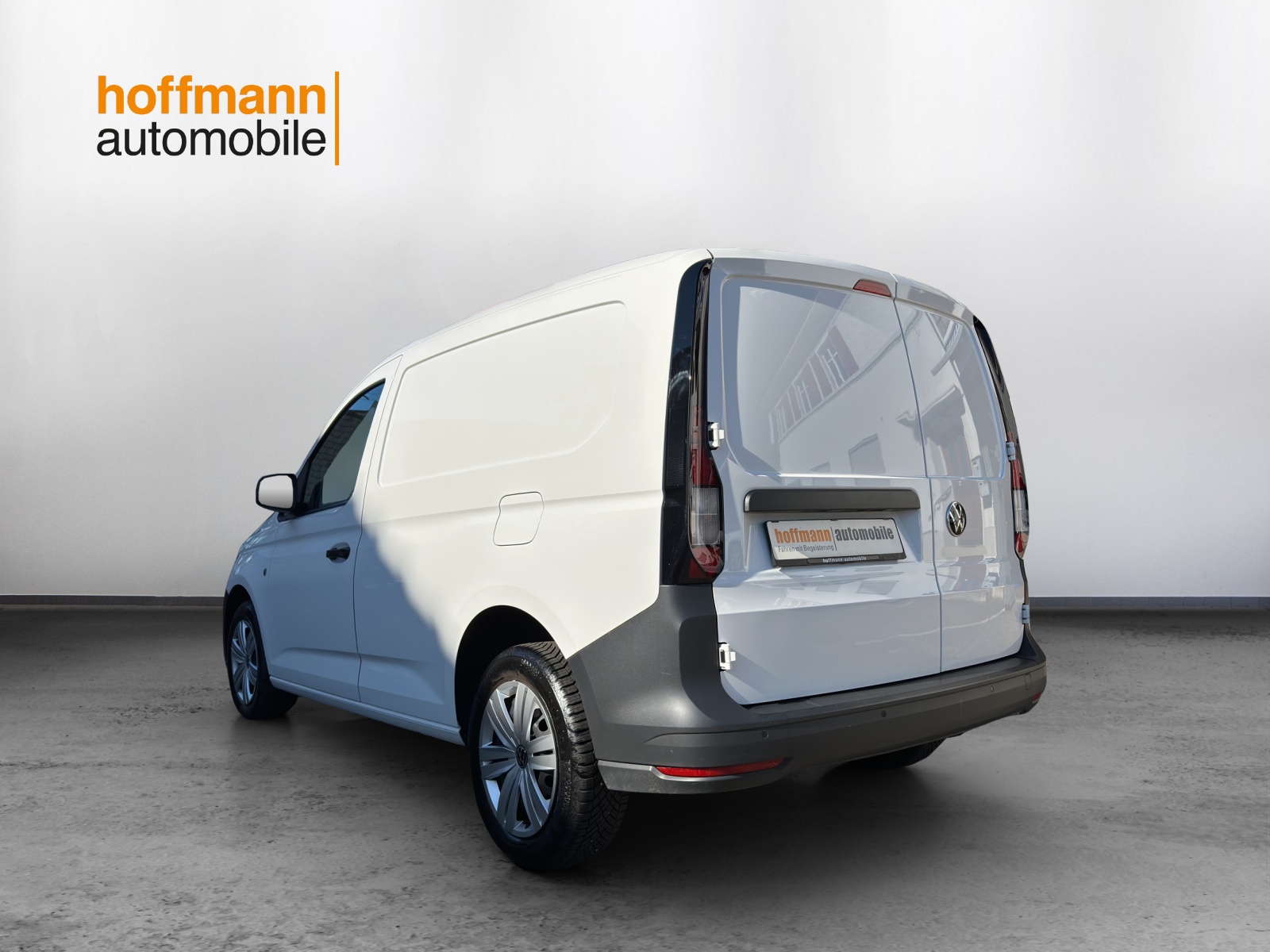 VW Caddy Cargo 1.5 TSI Entry-image-5