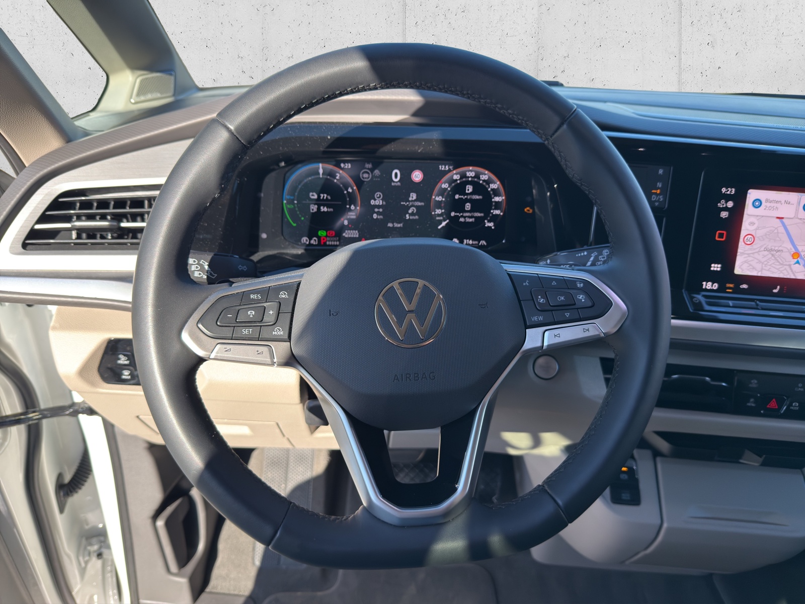 VW Multivan 1.5 eHybrid Life Edition 4Motion DSG-image-9