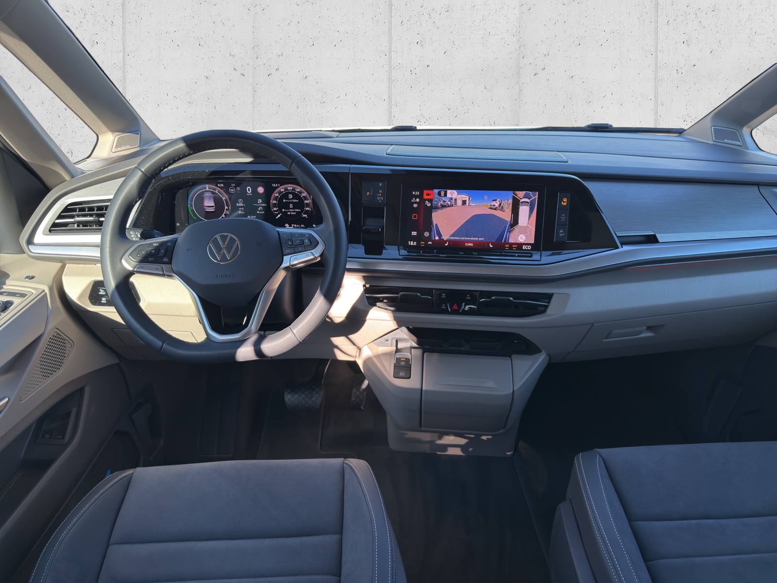 VW Multivan 1.5 eHybrid Life Edition 4Motion DSG-image-13