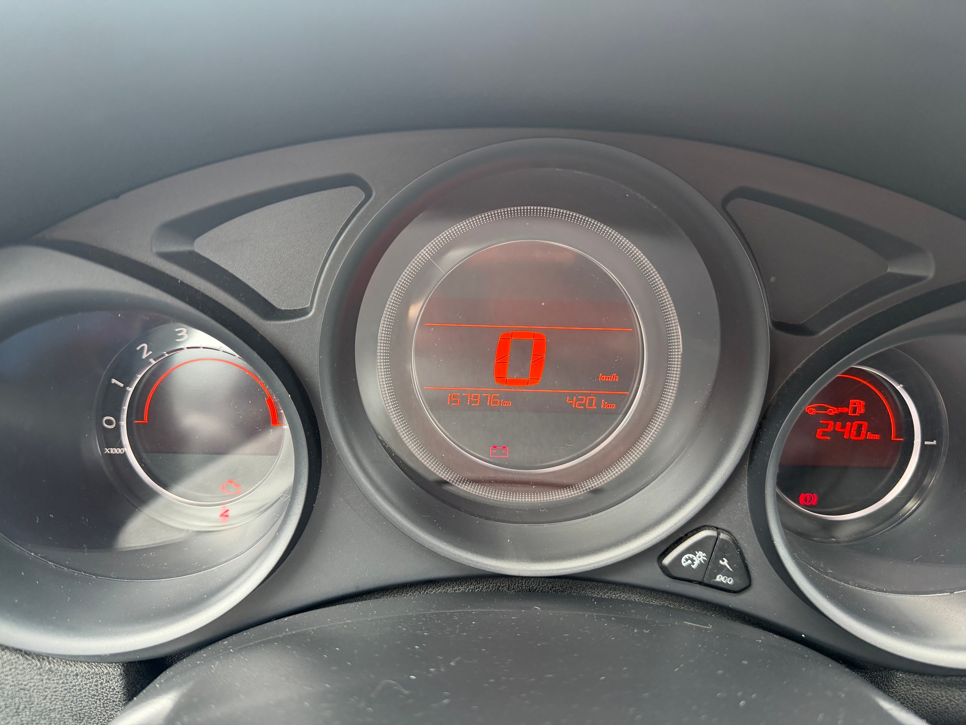 CITROEN C4 1.2 Pure Tech Feel-image-9